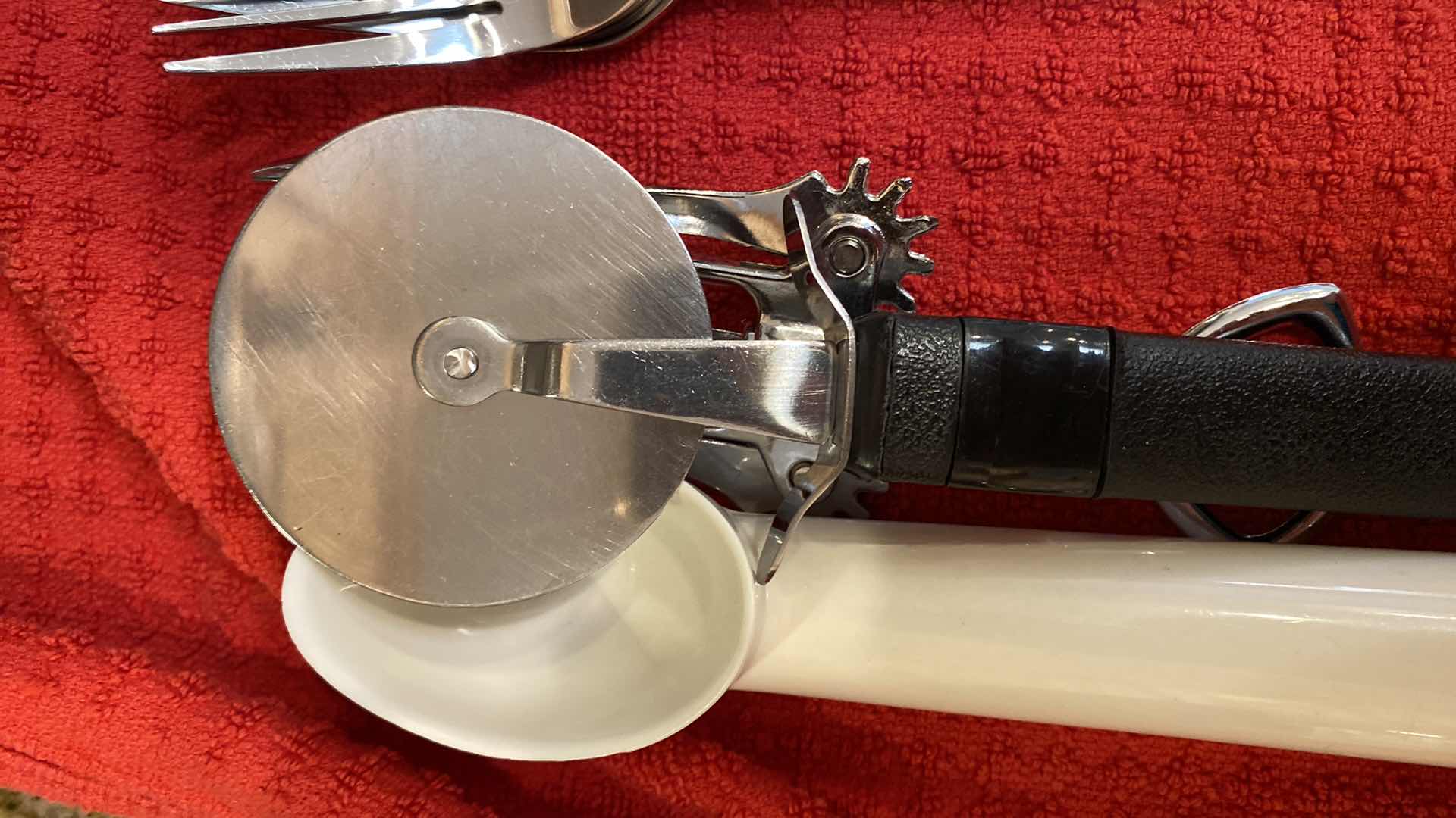 Photo 1 of HAMPTON STAINLESS SILVERWARE FOR 8