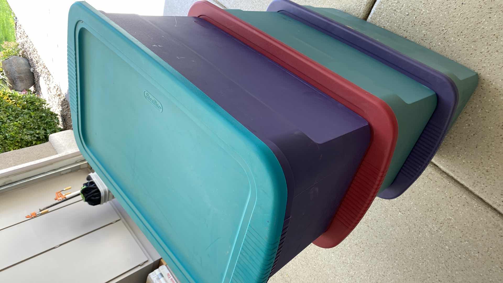 Photo 3 of 3 STERILITE 122 QT TOTES WITH LIDS