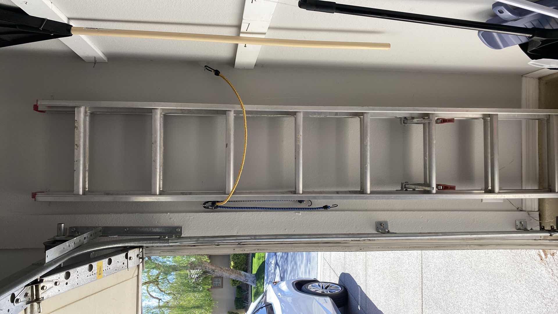 Photo 1 of 12’ EXTENSION LADDER