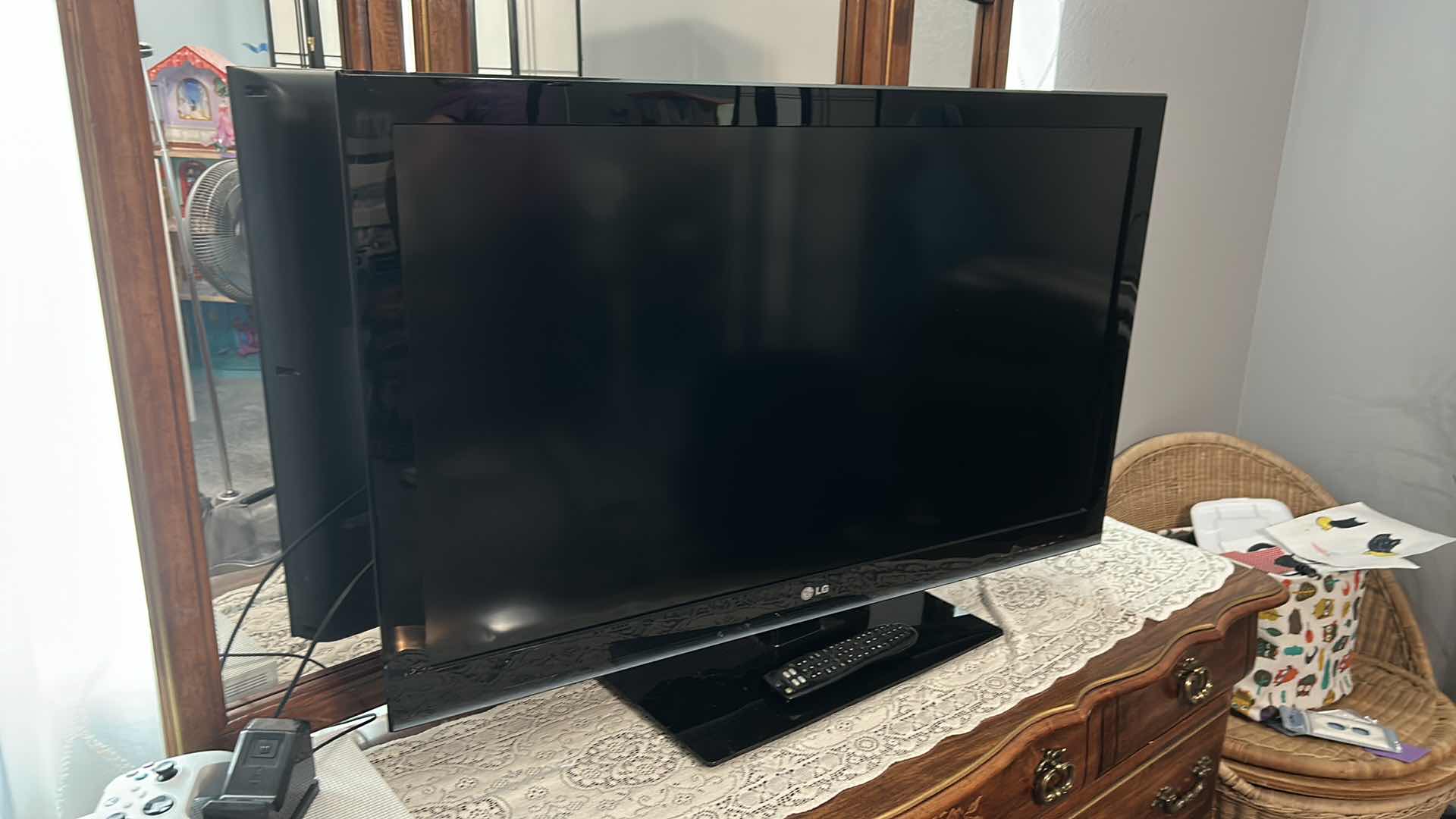 Photo 1 of 42” LG TV WITH REMOTE