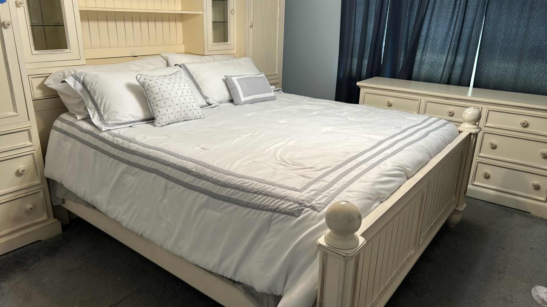 Photo 1 of KING COMFORTER SET WITH BEDSKIRT (FURNITURE SOLD SEPARATELY)