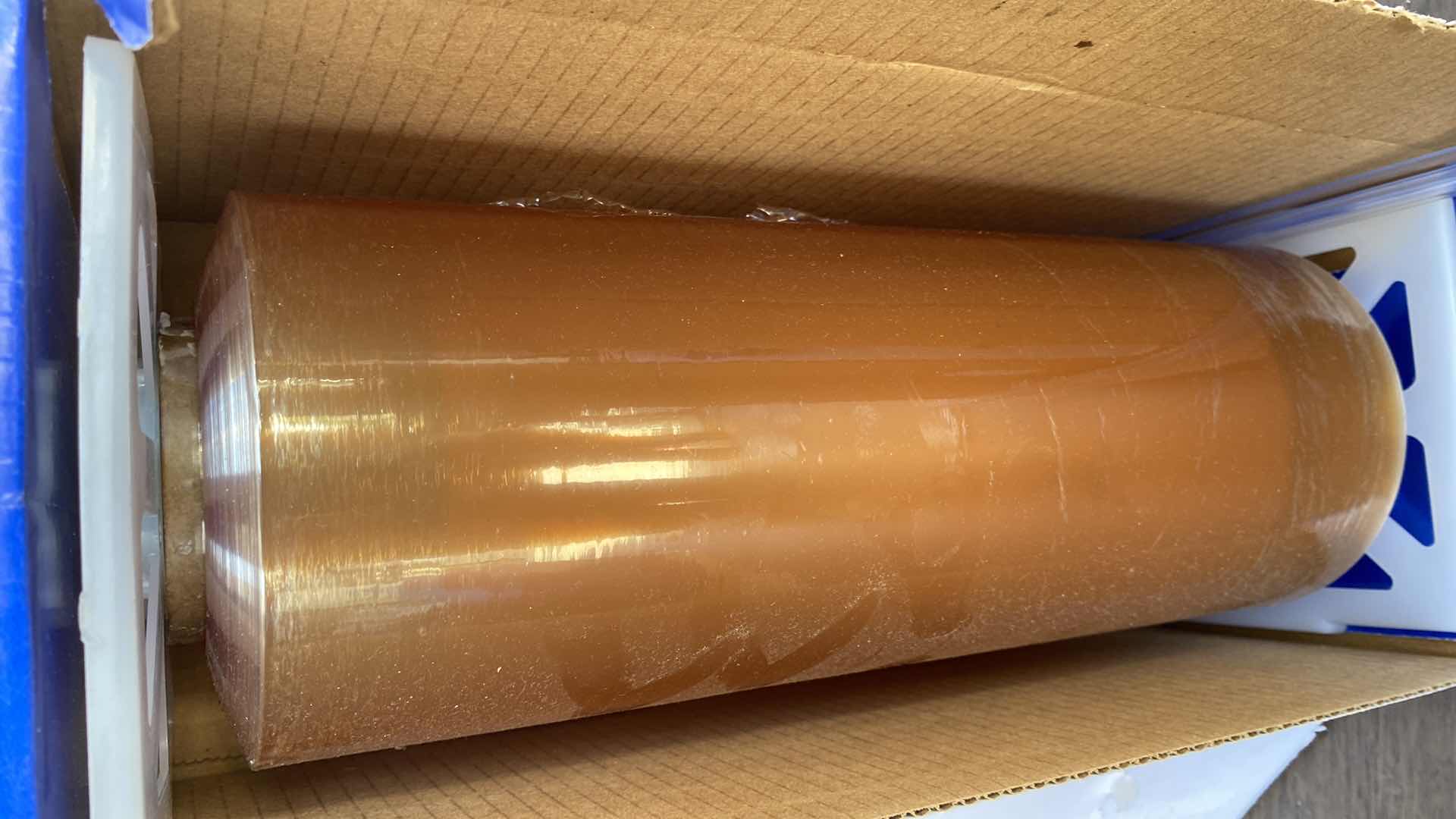 Photo 1 of KIRKLAND STRETCH-TITE FOOD WRAP LARGE BOX