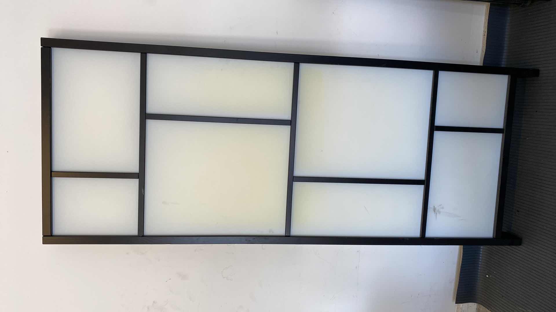 Photo 3 of 3 PANEL SCREEN EACH PANEL 28  ” X 73” TOTAL 84” X 73”