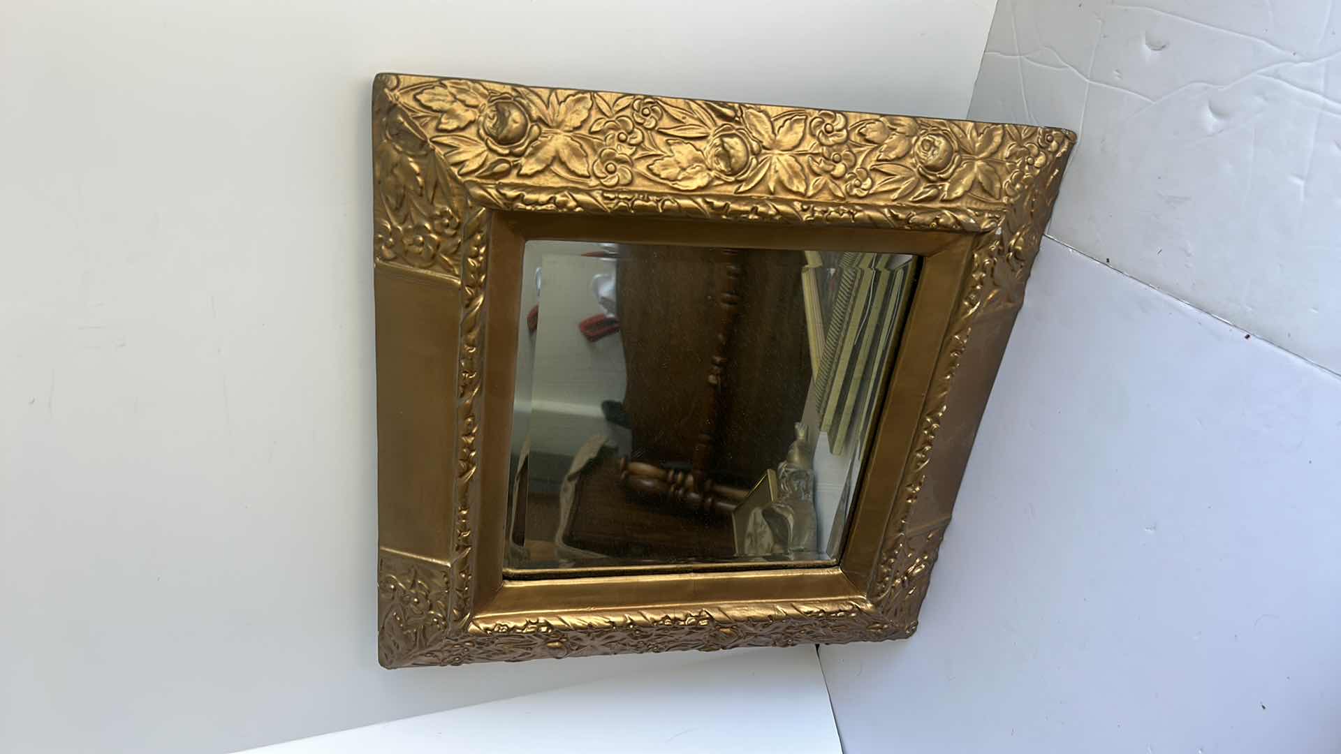 Photo 1 of HOME DECOR VINTAGE GOLD ASSORTMENT