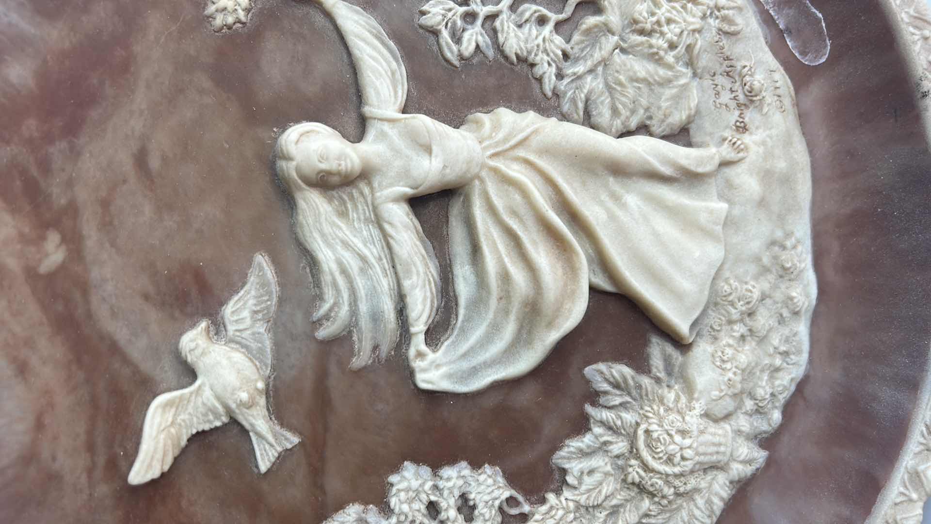 Photo 1 of COLLECTIBLE VINTAGE NUMBERED LIMITED EDITION CARVED INCOLAY STONE PLATE 10.5”