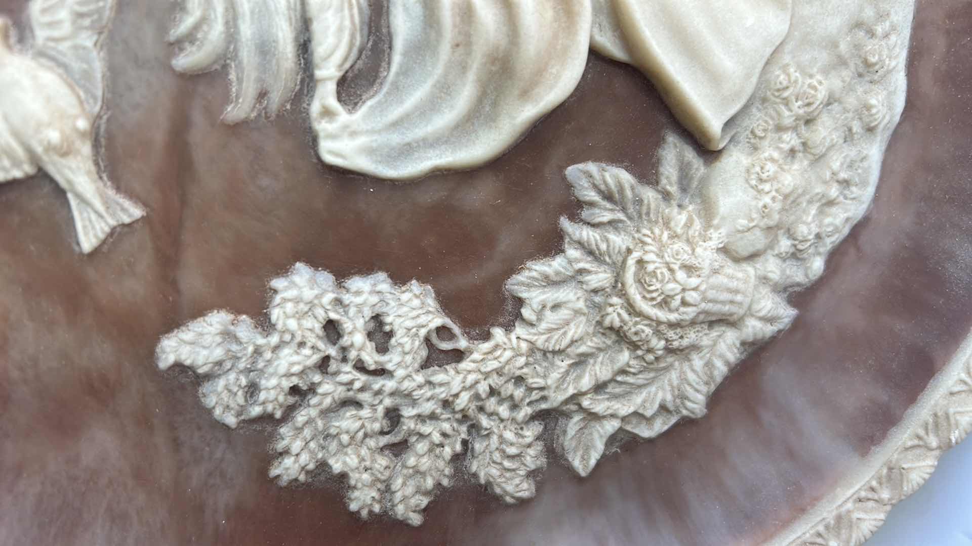 Photo 1 of COLLECTIBLE VINTAGE NUMBERED LIMITED EDITION CARVED INCOLAY STONE PLATE 10.5”