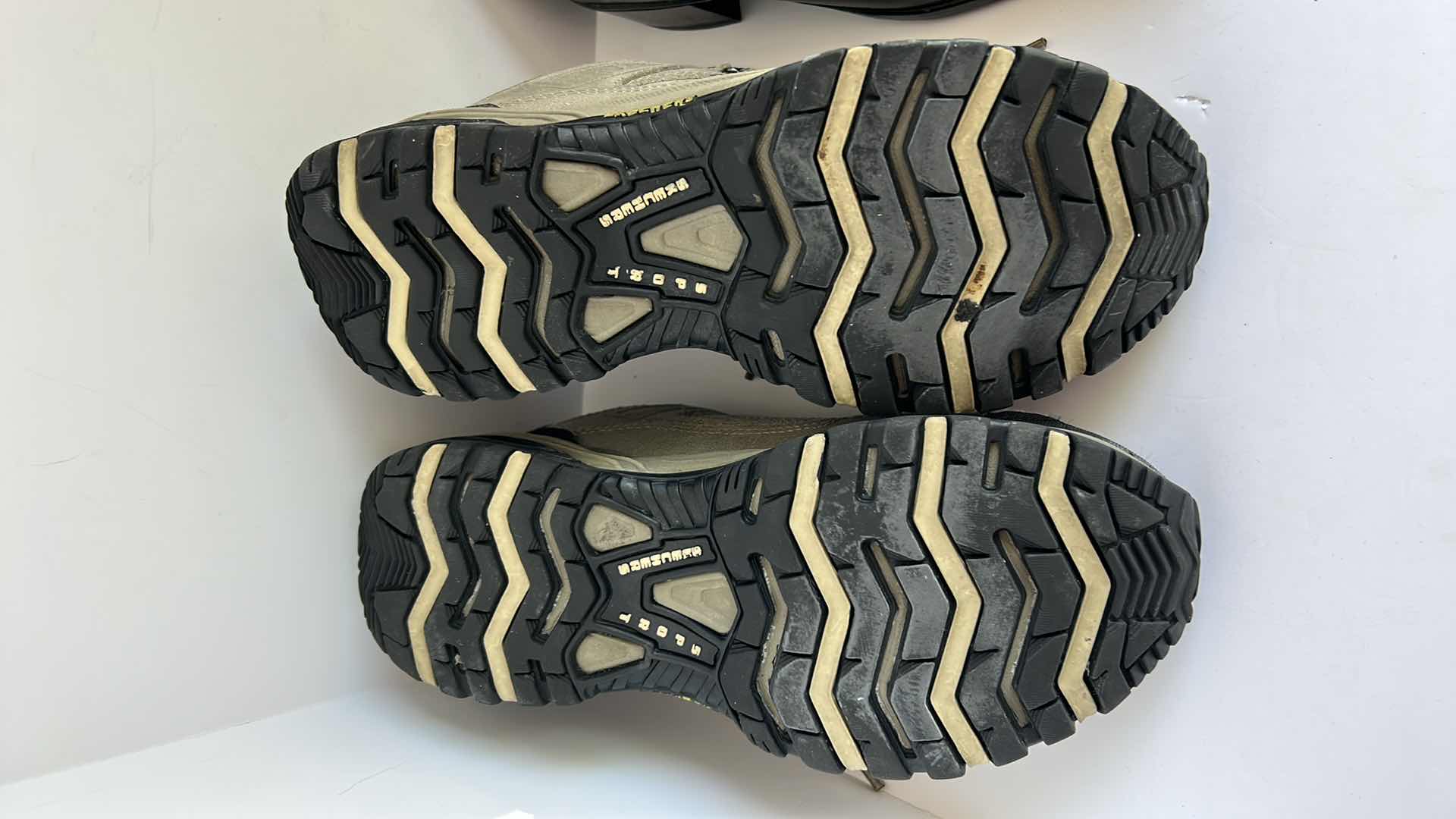 Photo 1 of THREE PAIRS OF SHOES SIZE 7