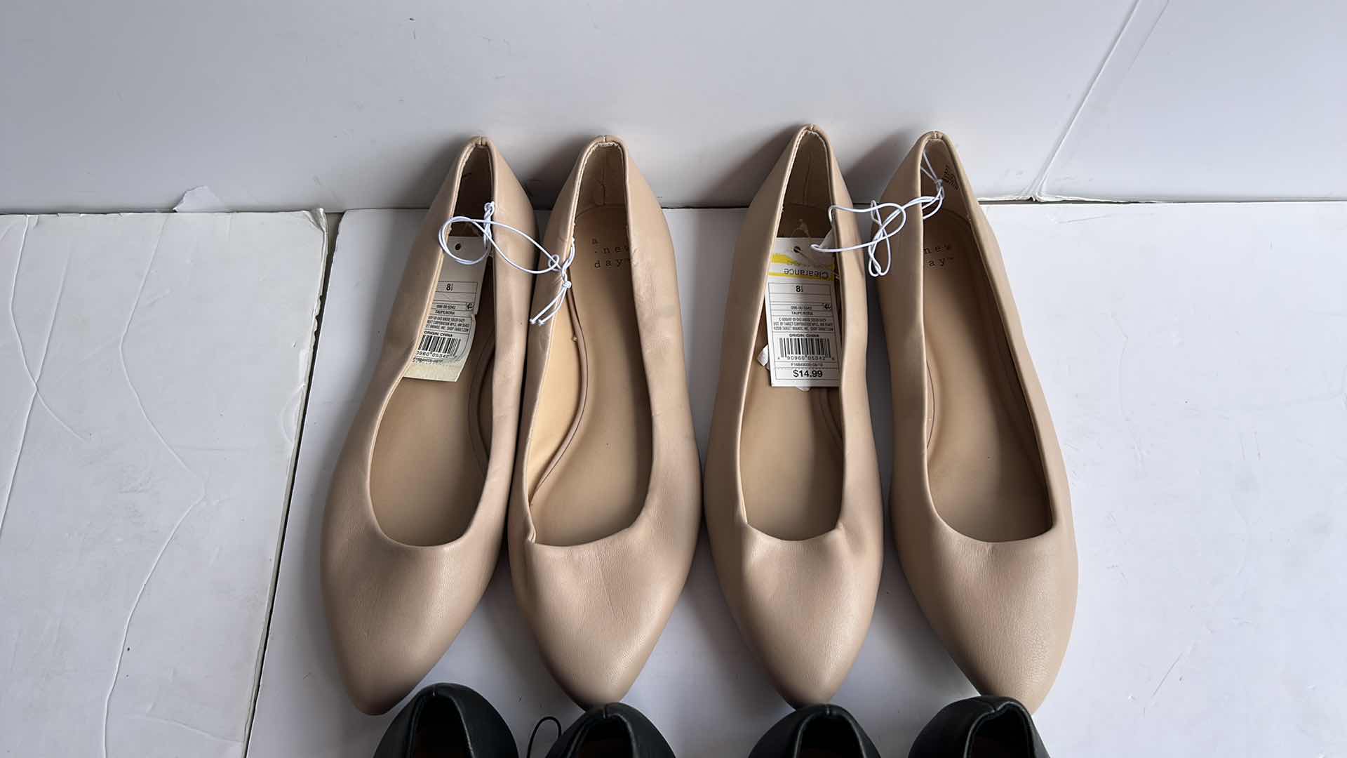 Photo 1 of 4 PAIRS WOMENS SIZE 8.5