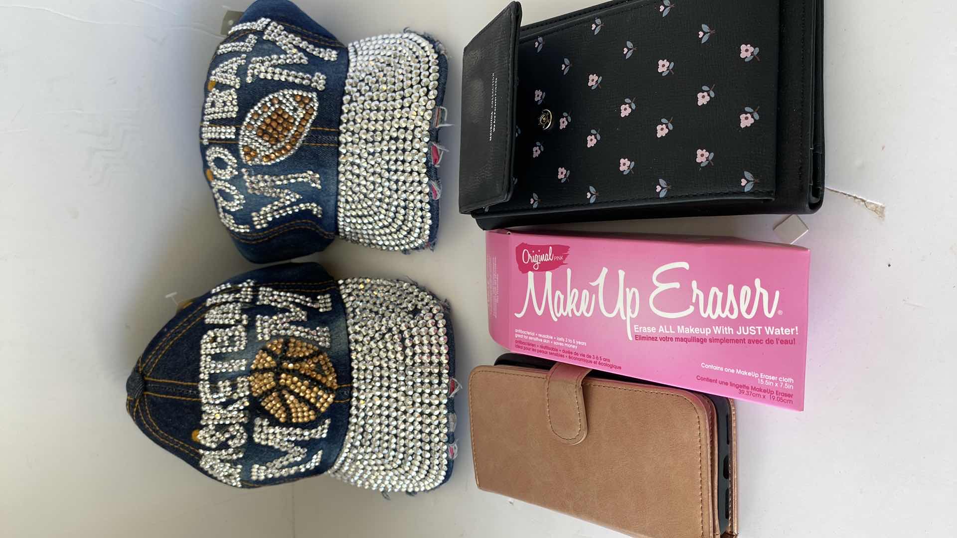 Photo 1 of MOM BLING CAPS WALLETS AND MAKE UP ERASER