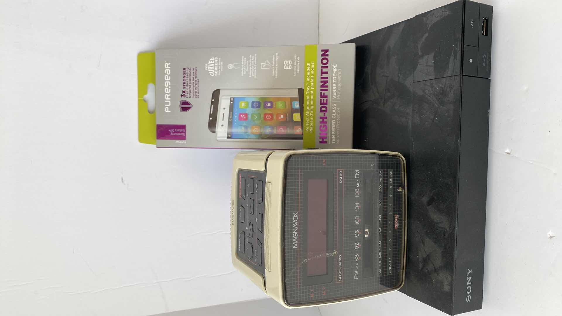 Photo 1 of SONY BLUE RAY SAMSUNG QUICK CHARGERS CLICK RADIO AND MORE