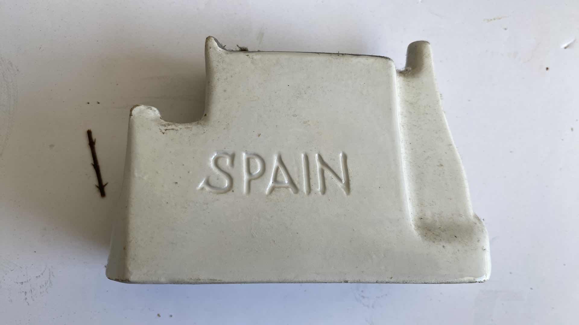 Photo 1 of VINTAGE GARNIER LIQUEUR FRANCE NO 366 1973 HAND PAINTED EMPTY CERAMC GREEK HOUSE MADE IN ITALY