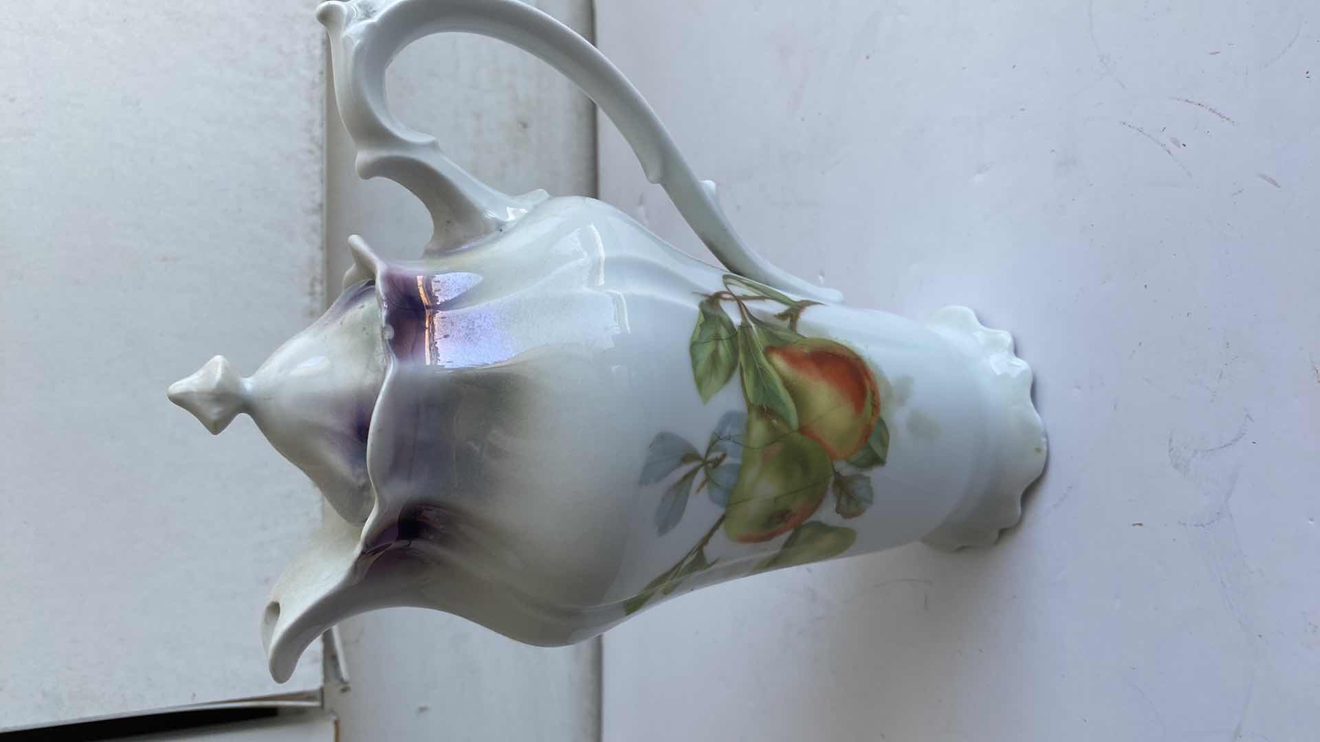 Photo 1 of ASSORTED VINTAGE KITCHEN ITEMS