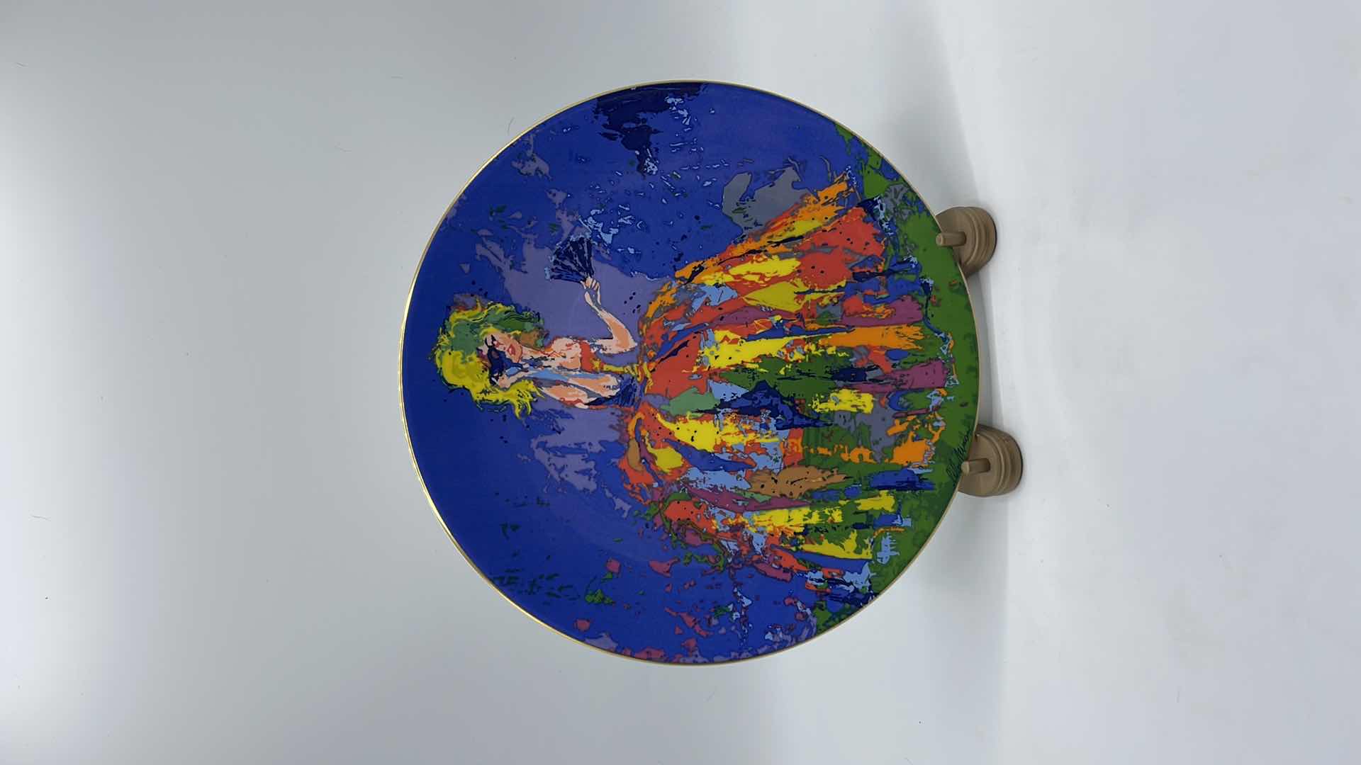 Photo 4 of VINTAGE LTD EDITION ROYAL DOULTON ARTIST SIGNED “COLUMBINE” BY LEROY NEIMAN COLLECTOR BONE CHINA PLATE ON STAND 10.5” #3732