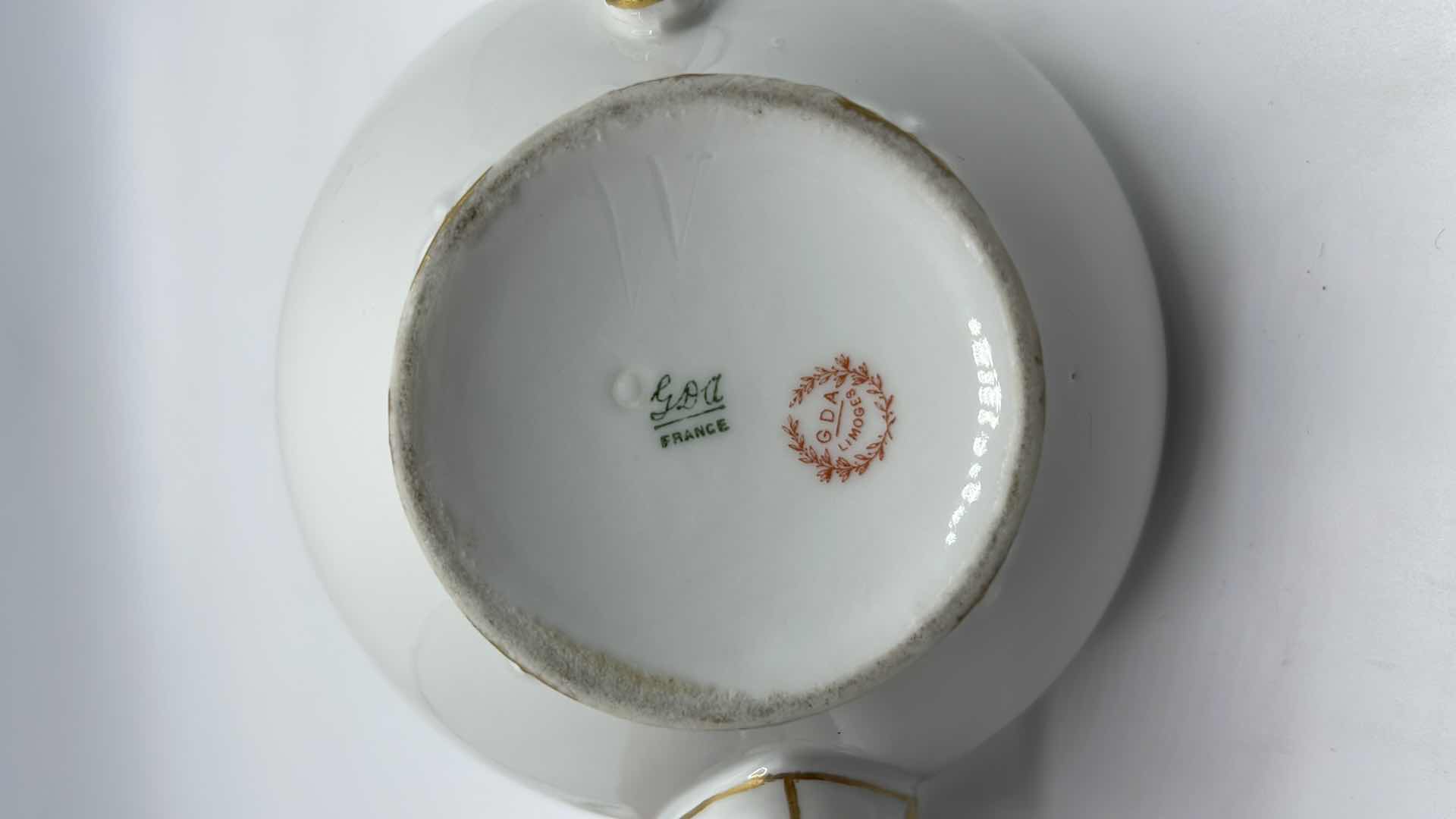 Photo 1 of VINTAGE GDA FRANCE PORCELAIN TEAPOT