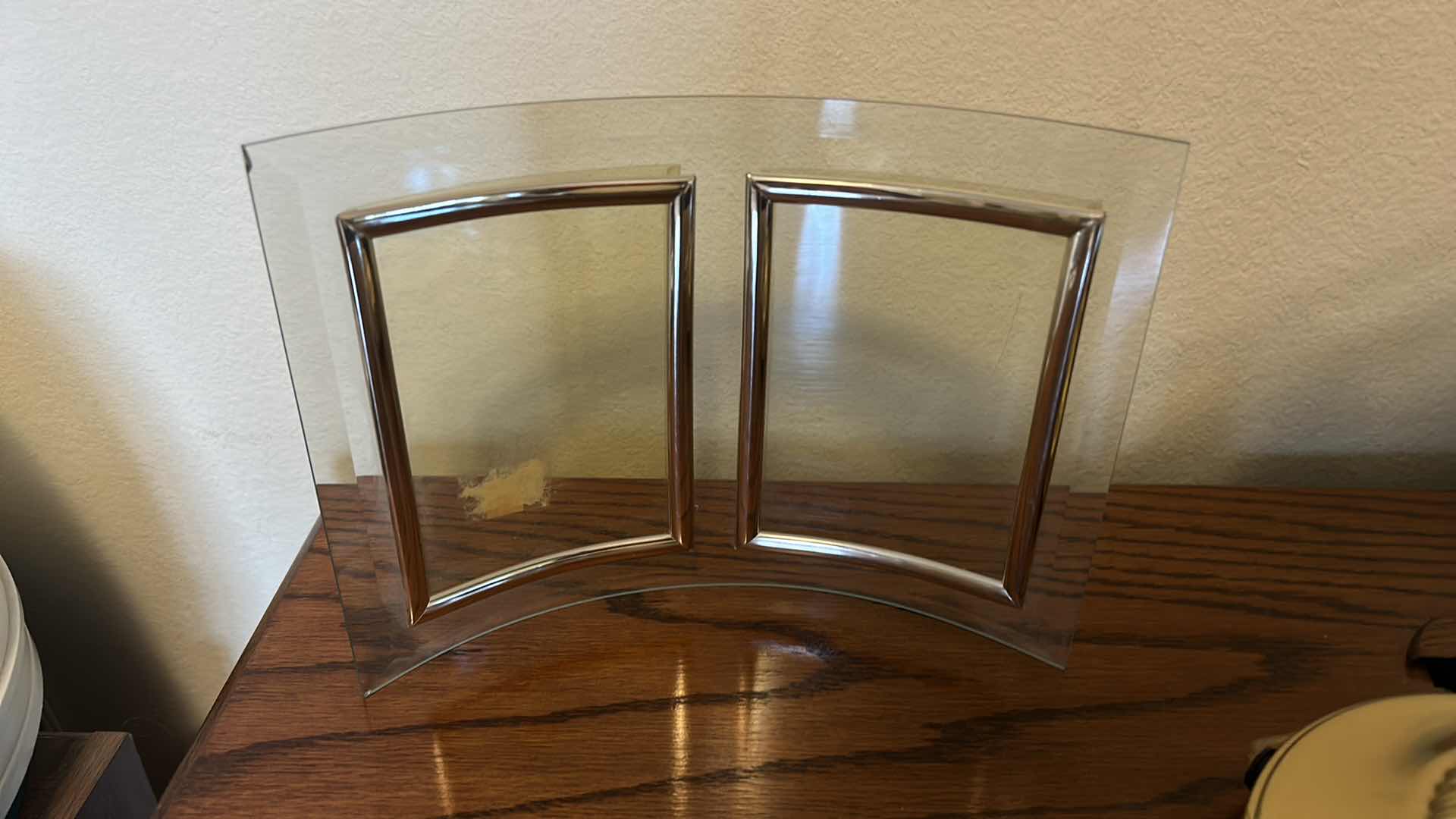 Photo 1 of 4 PIECE DESK ASSORTMENT