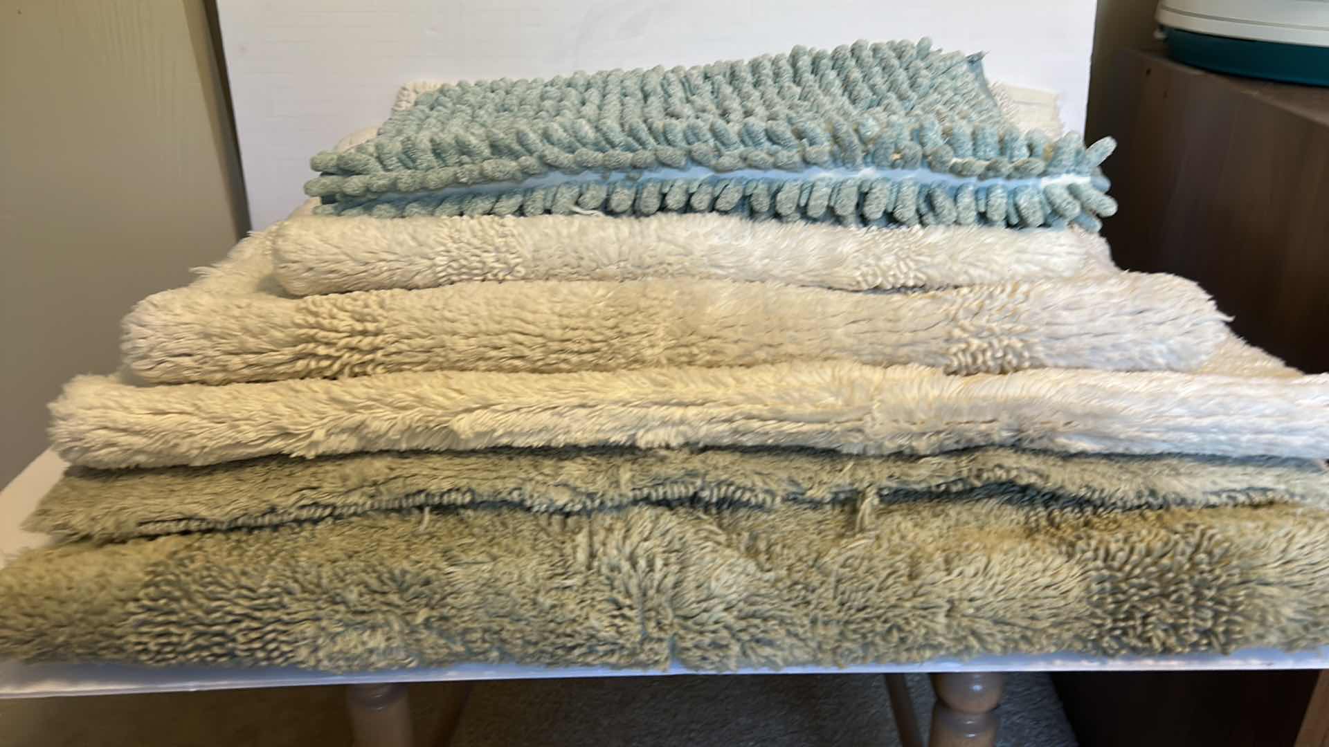 Photo 1 of 6 BATHROOM MATS