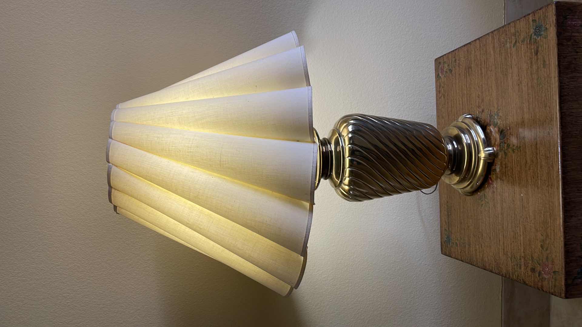 Photo 1 of GOLD TABLE LAMP W/SHADE H 30”