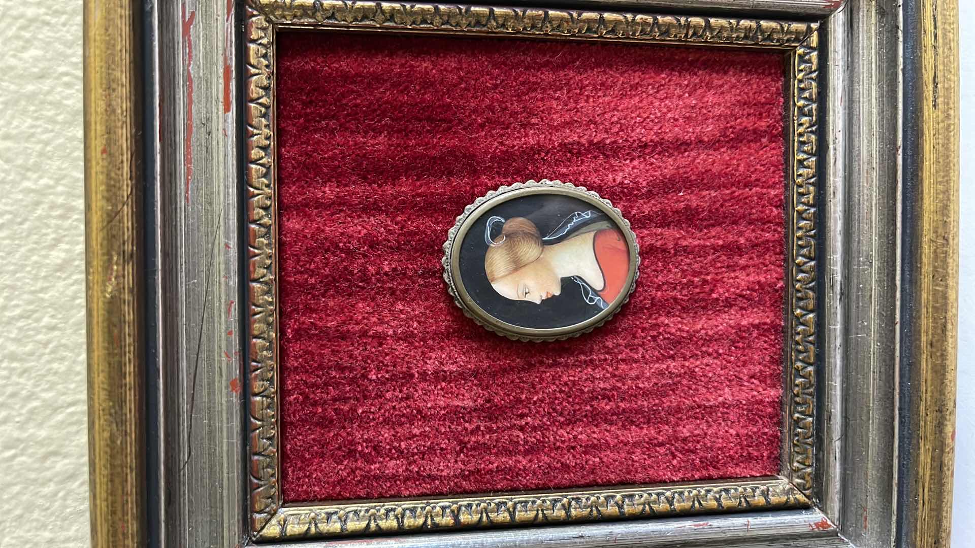 Photo 1 of ANTIQUE HANDPAINTED LADY PENDANT BROOCH IN FRAME 5.5” X 6”