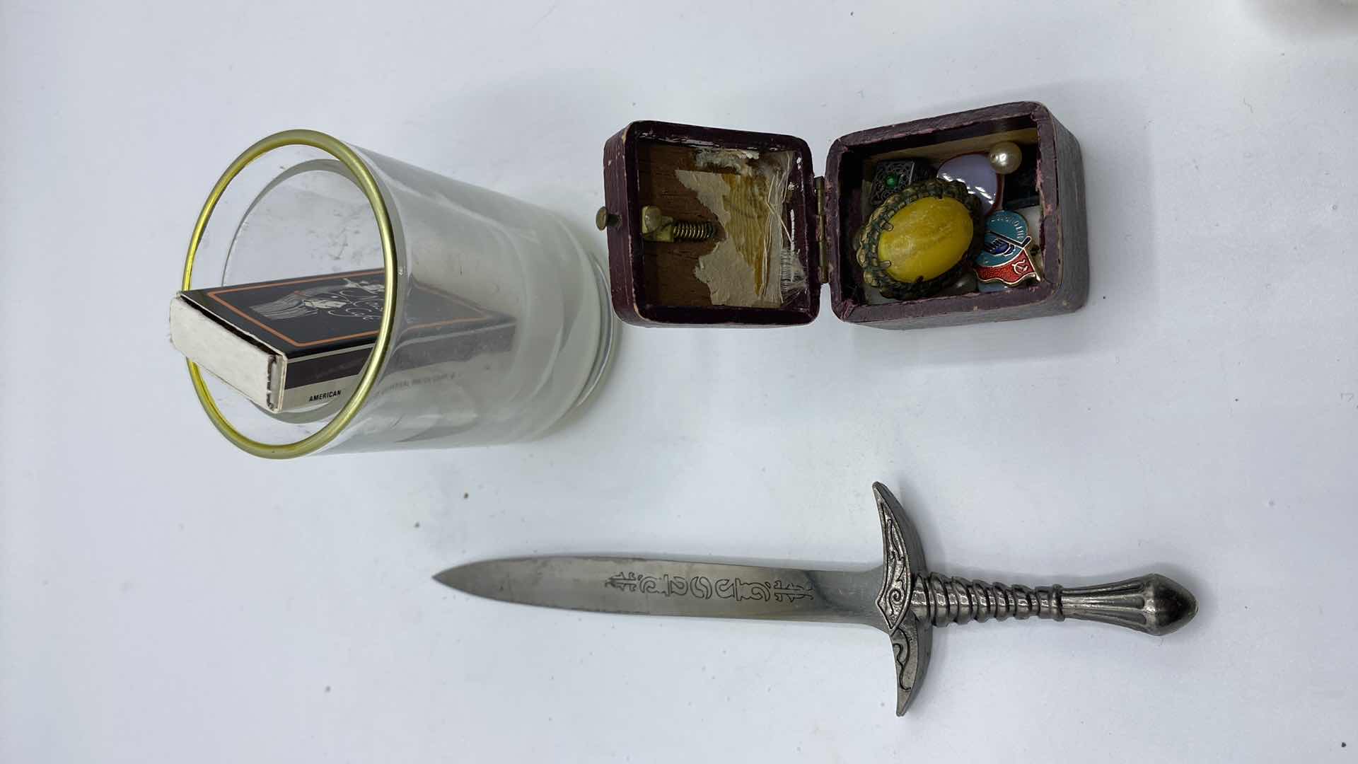 Photo 1 of 4 PIECES HOME DECOR