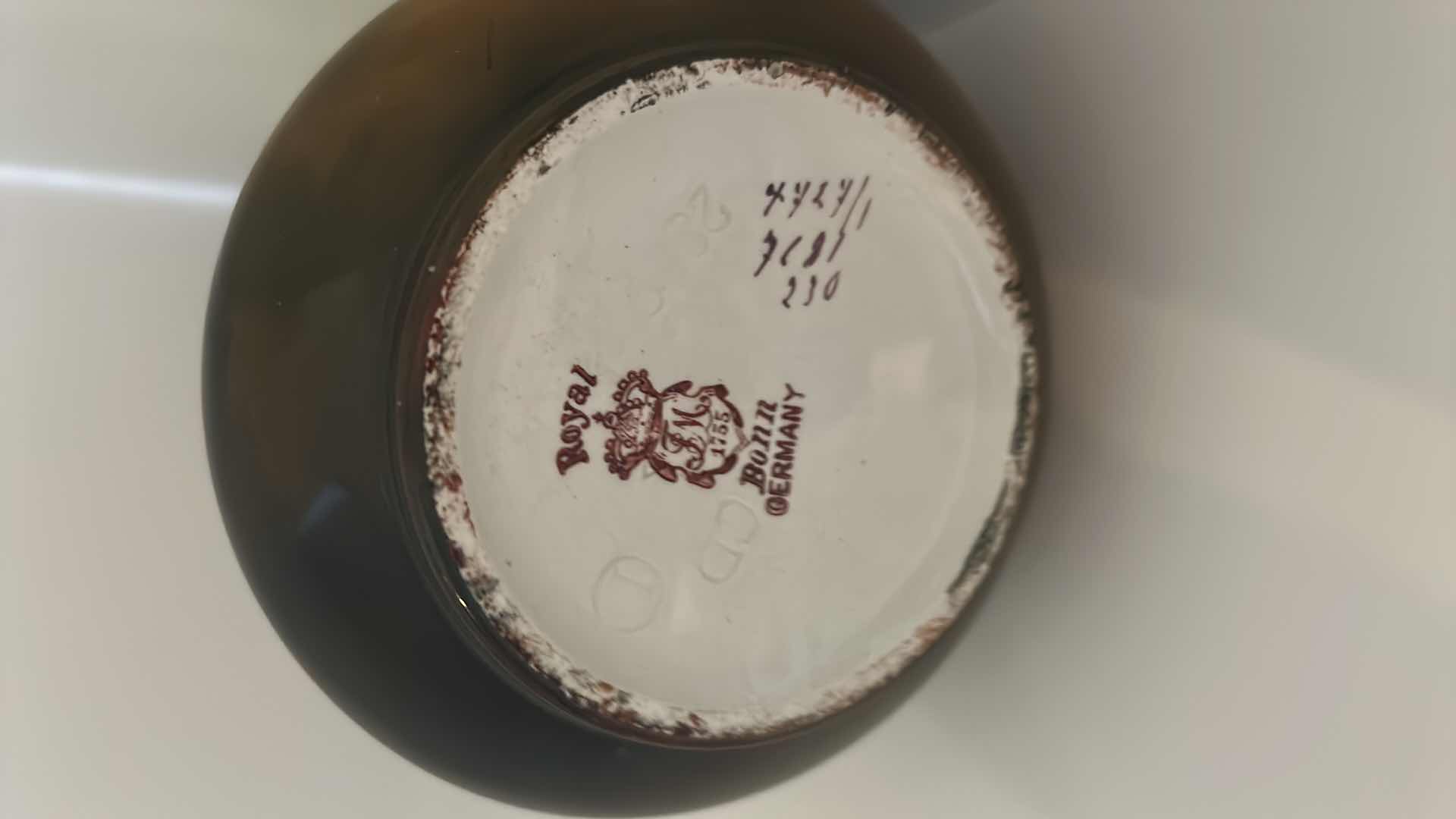 Photo 1 of ROYAL BONN GERMANY NUMBERED HAND PAINTED VINTAGE PORCELAIN VASE H8”