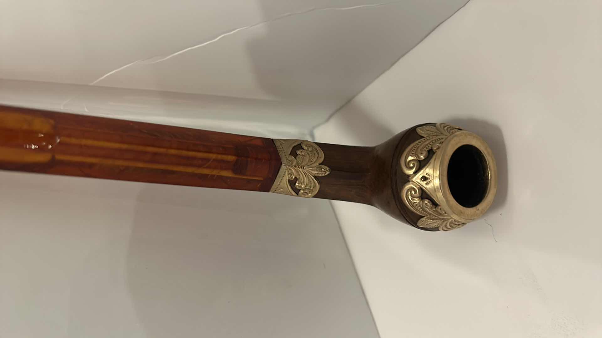 Photo 1 of VINTAGE FRENCH TOBACCO PIPE W/ CASE
(AMBER AND BURL PIPE WITH GOLD)