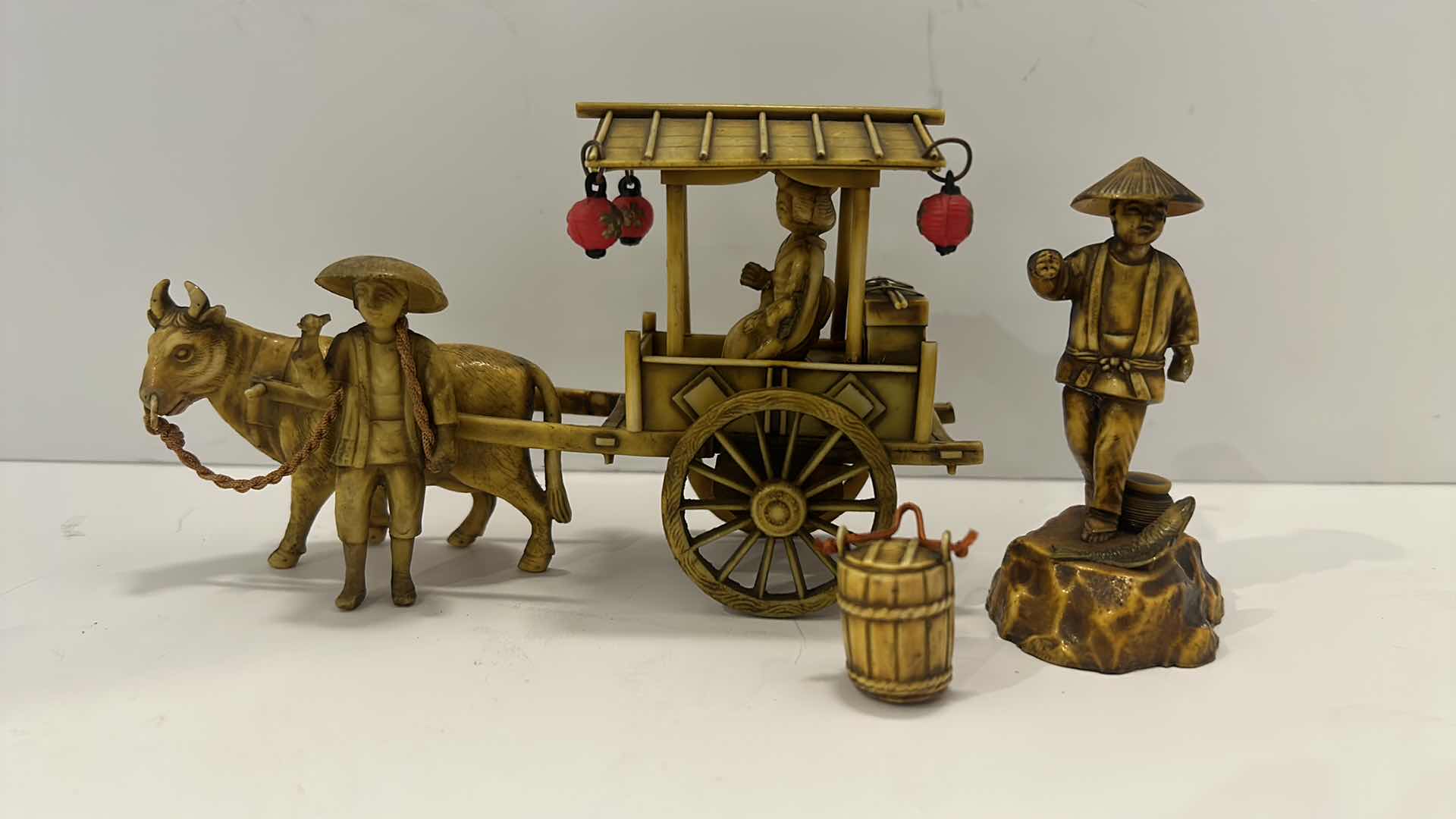 Photo 1 of VINTAGE JAPANESE CELLULOID MINIATURE FIGURINES