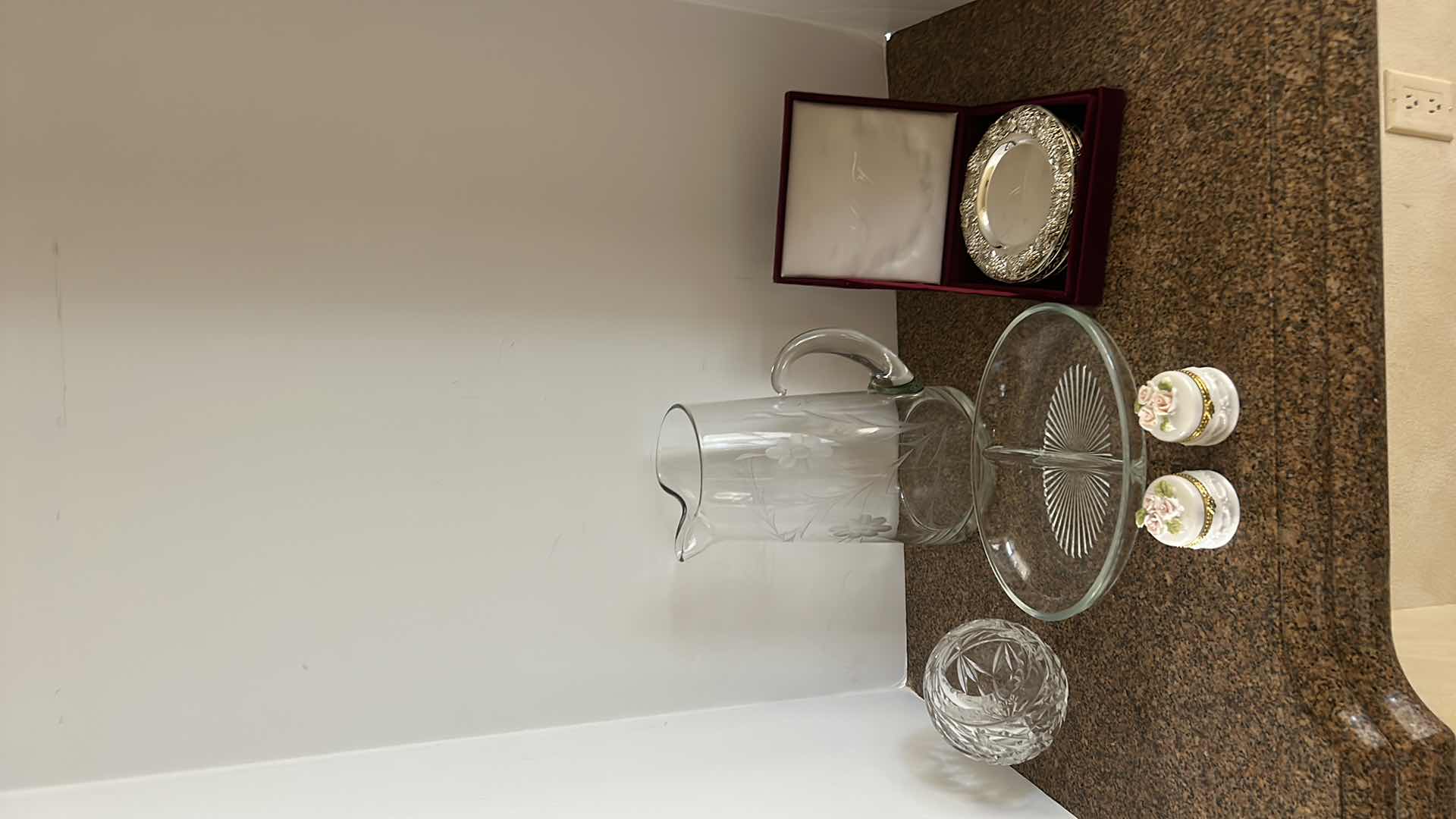 Photo 1 of HOME DECOR ASSORTMENT