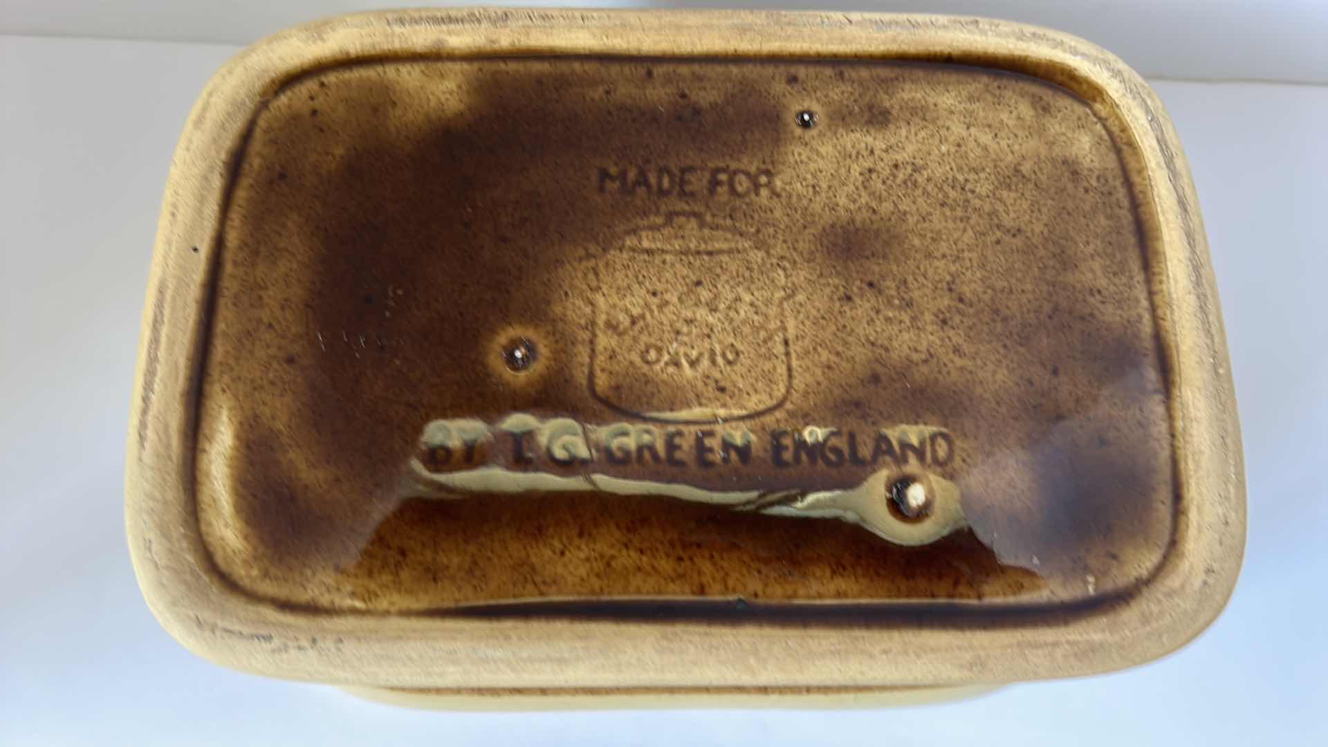 Photo 1 of VINTAGE LIDDED GLAZED POTTERY BY G. GREEN ENGLAND 9” x 6”