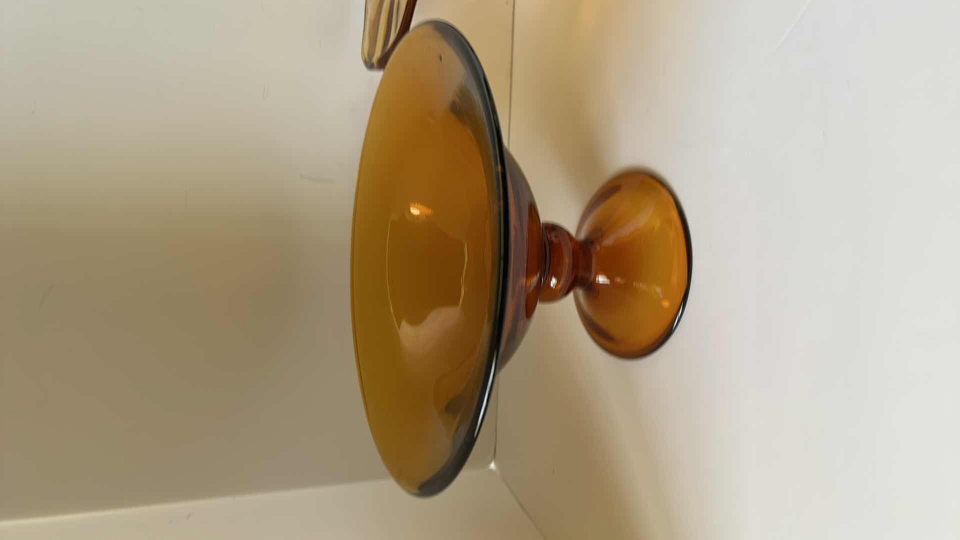 Photo 1 of 2 AMBER GLASS BOWLS H6”