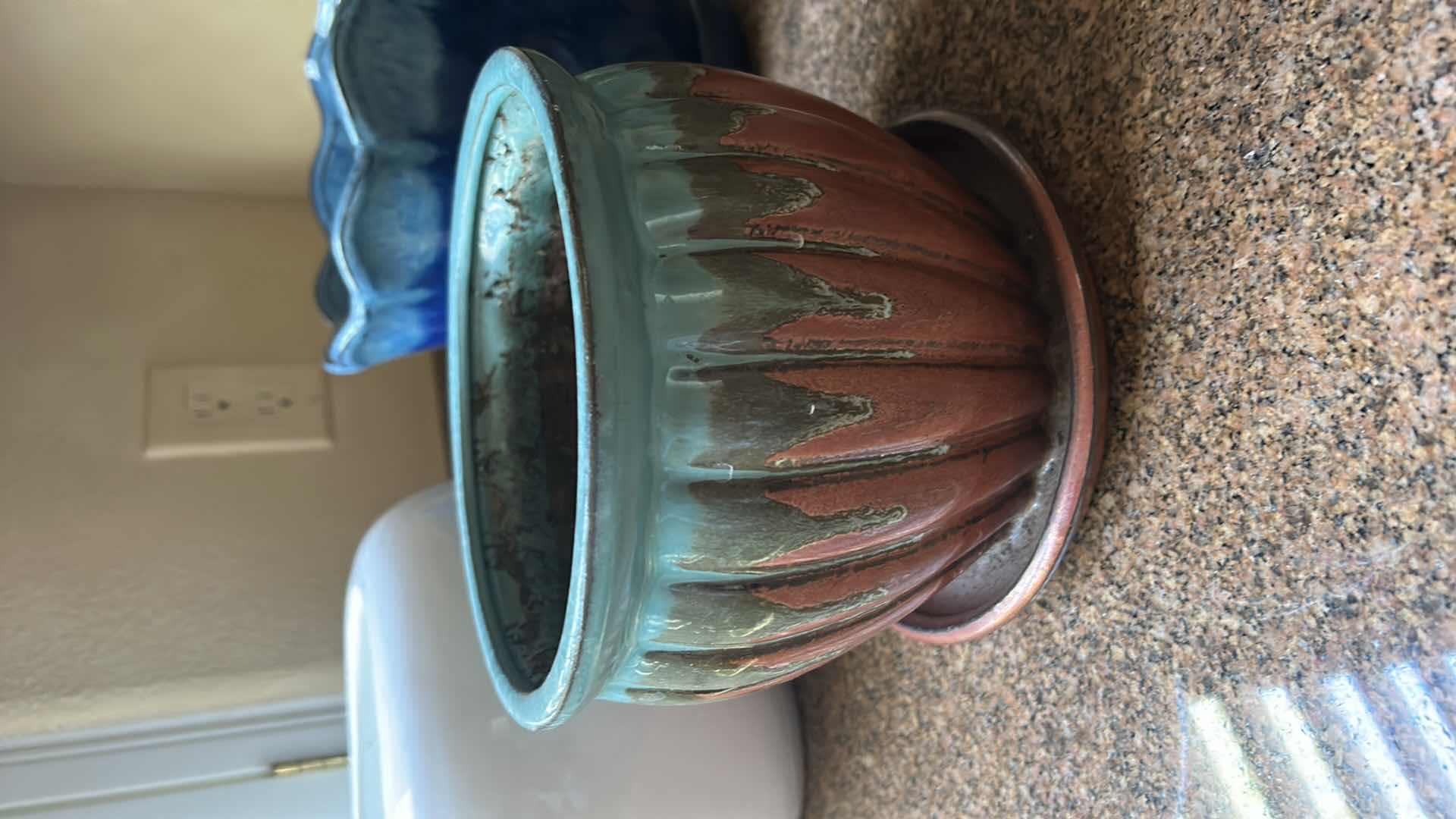 Photo 1 of 4 CERAMIC PLANTERS (TALLEST  7.25”)
