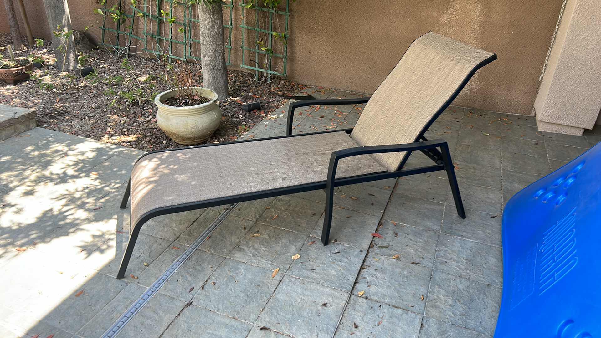 Photo 1 of LOUNGE CHAIR