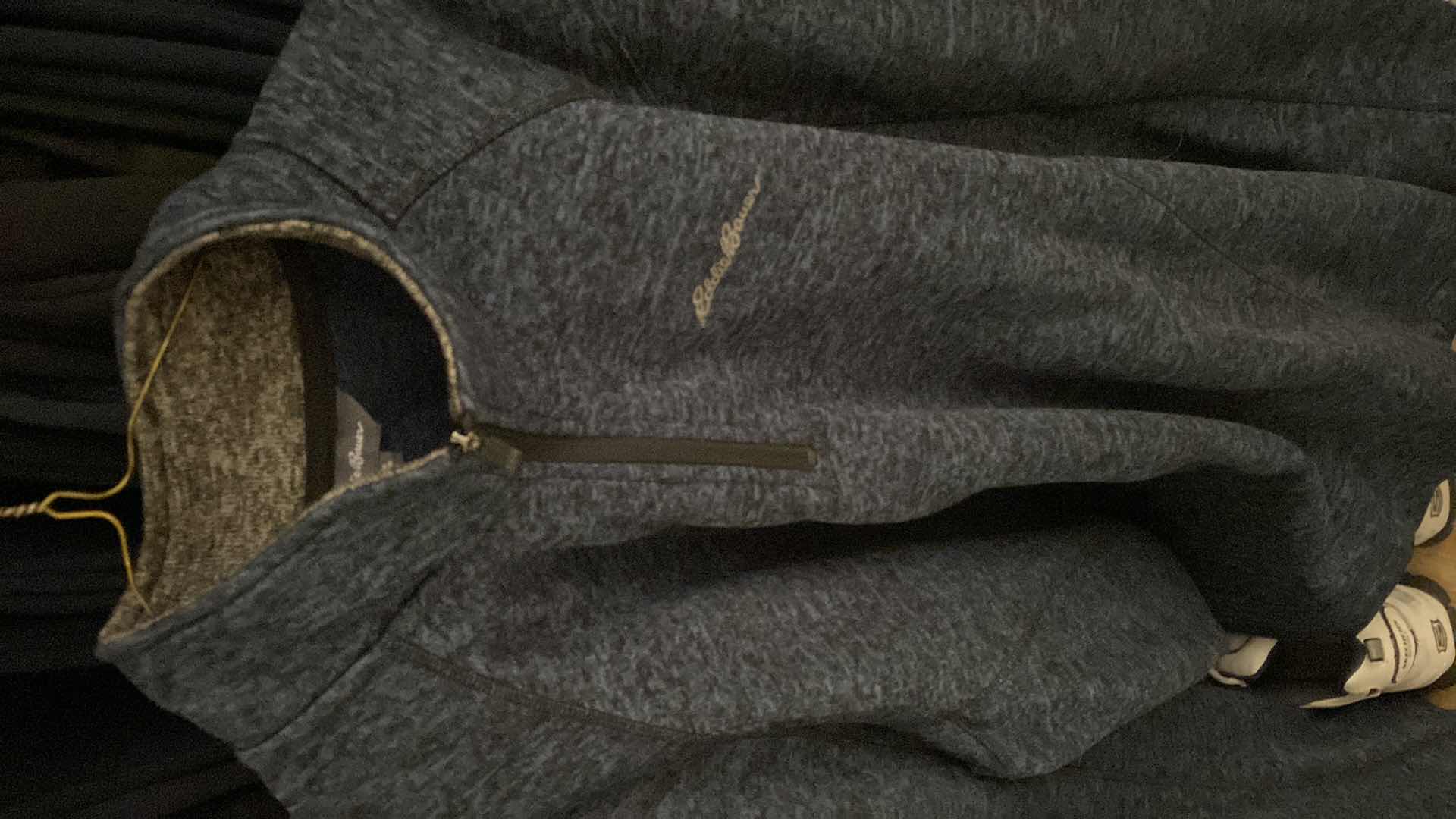 Photo 1 of LEFT TOP SIDE CLOSET MENS SWEAT SHIRTS SIZE XXL