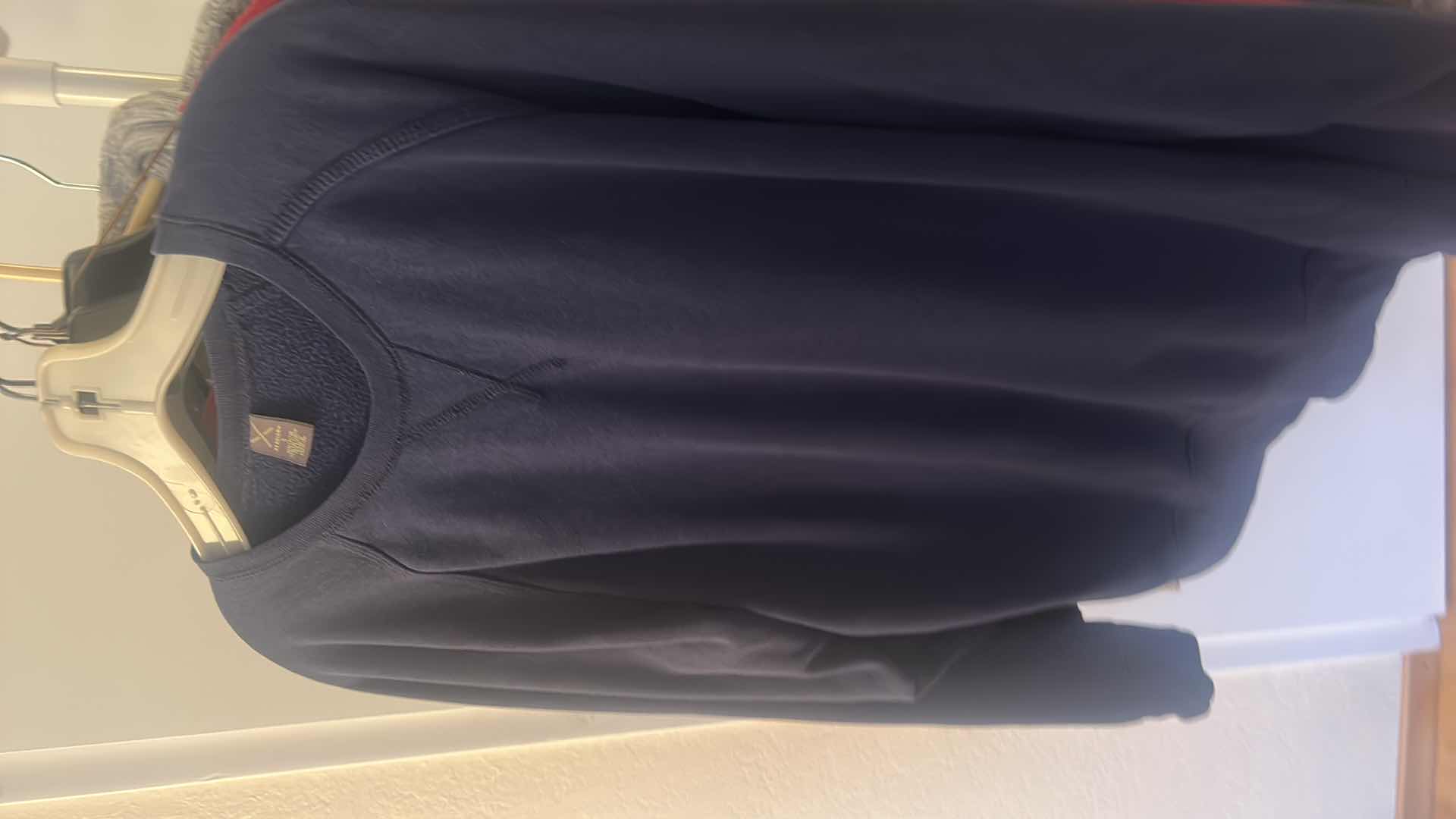 Photo 6 of 10 PIECES WOMENS CLOTHING MOSTLY MED