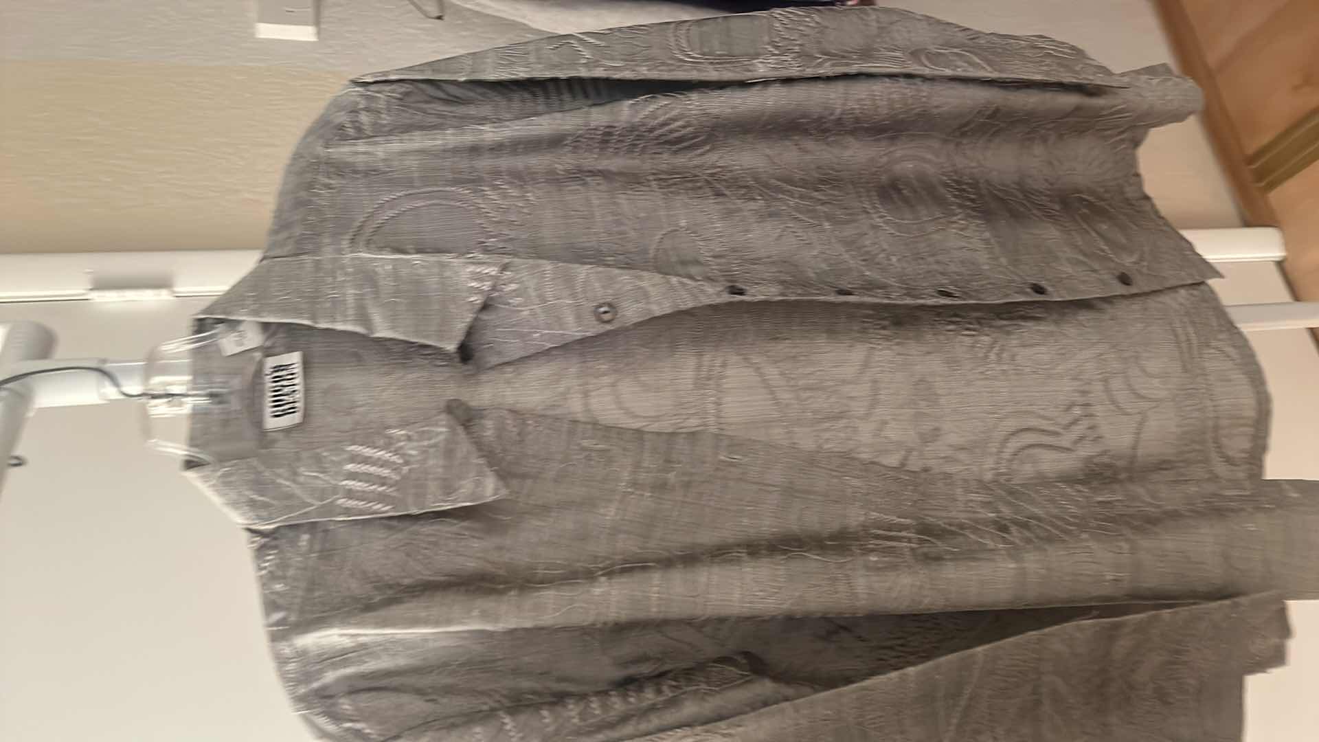 Photo 1 of 15 PIECES WOMENSWEAR MOSTLY SIZE MED