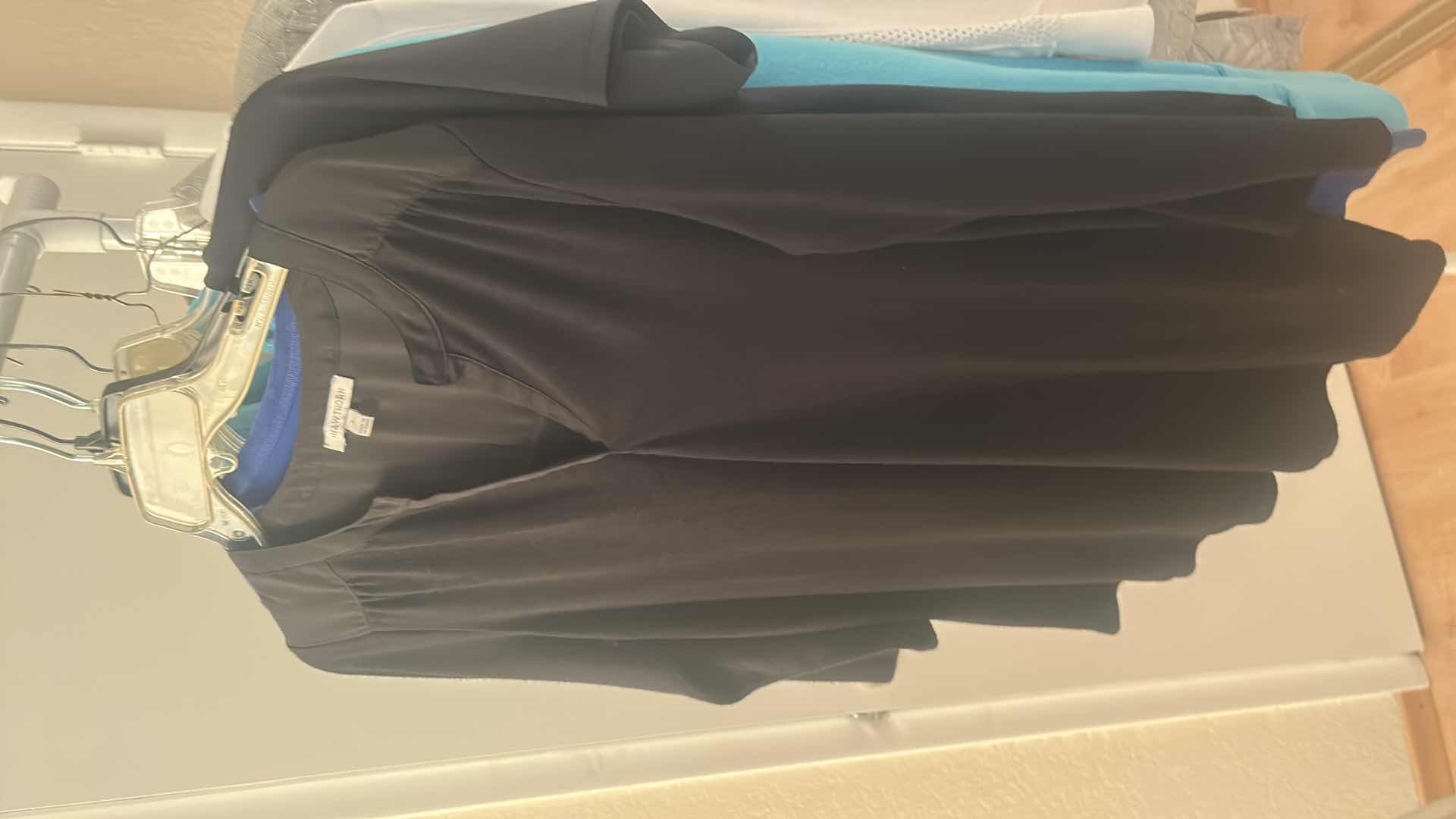 Photo 1 of 15 PIECES WOMENSWEAR MOSTLY SIZE MED