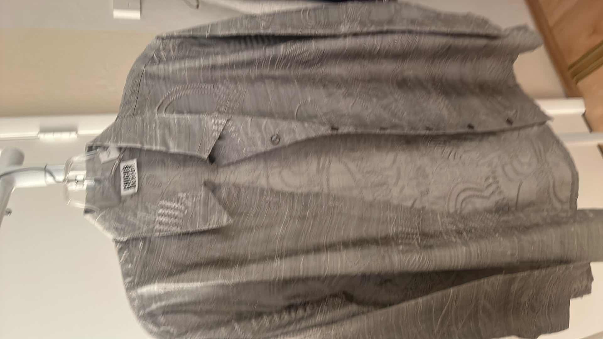 Photo 1 of 15 PIECES WOMENSWEAR MOSTLY SIZE MED