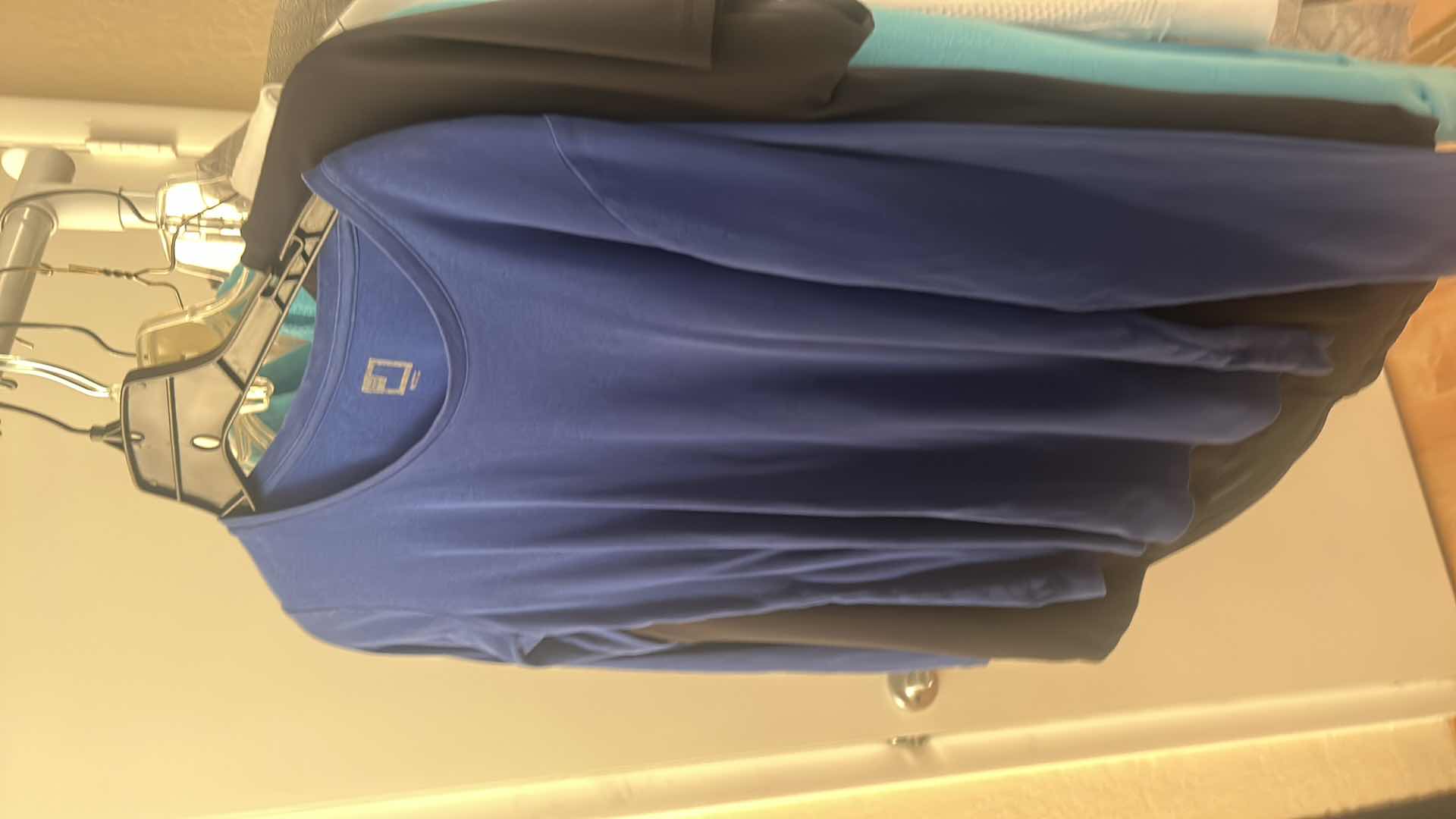 Photo 1 of 15 PIECES WOMENSWEAR MOSTLY SIZE MED