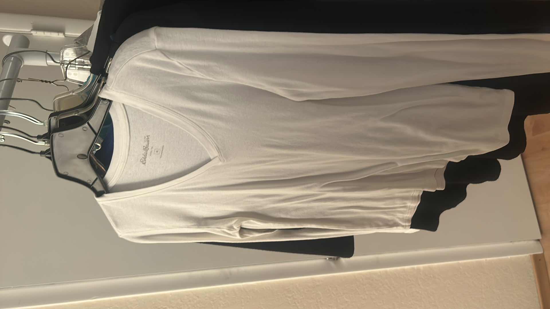 Photo 1 of 15 PIECES WOMENSWEAR MOSTLY SIZE MED