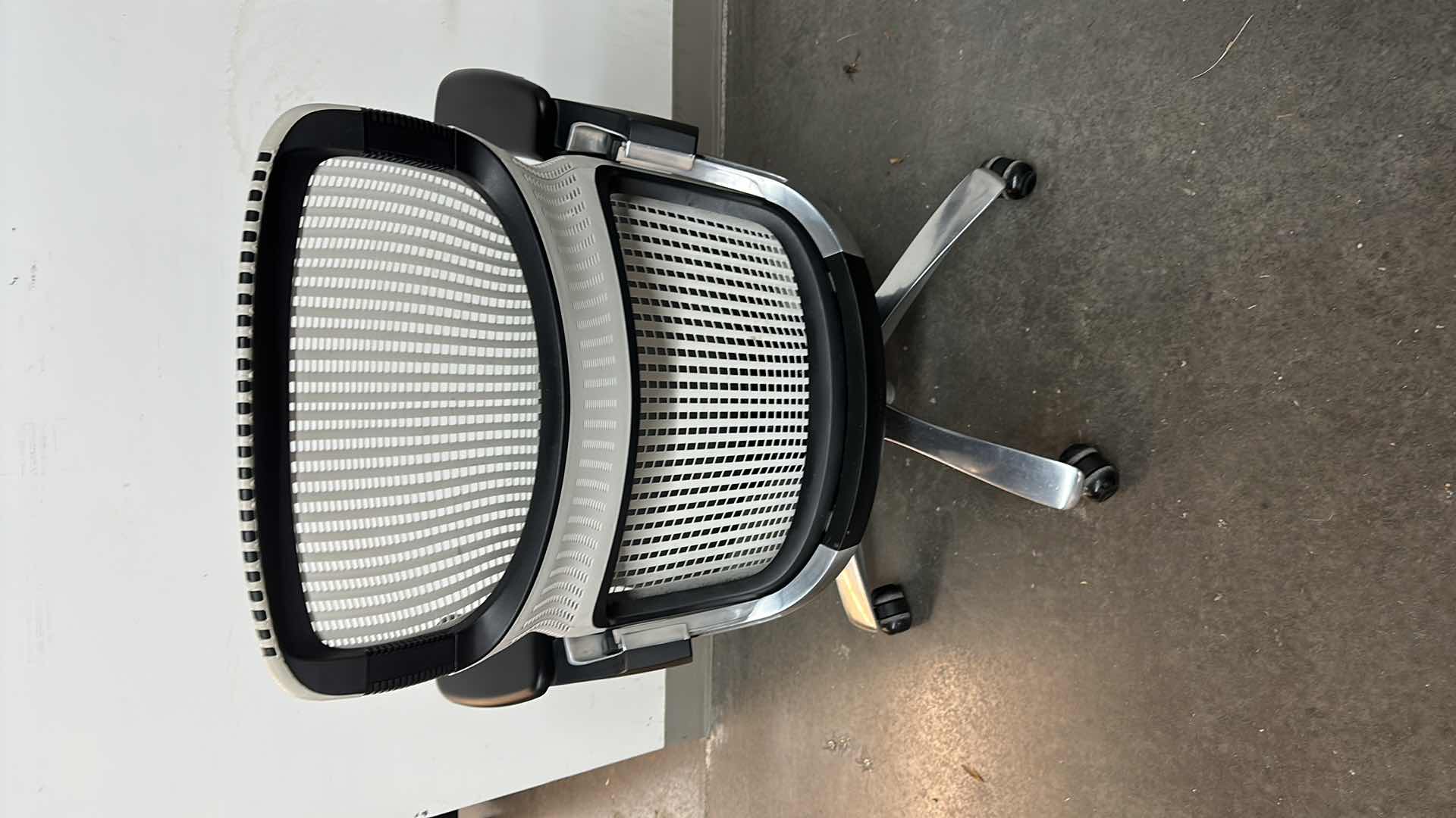 Photo 1 of UNIQUE EXECUTIVE ADJUSTABLE OFFICE CHAIR