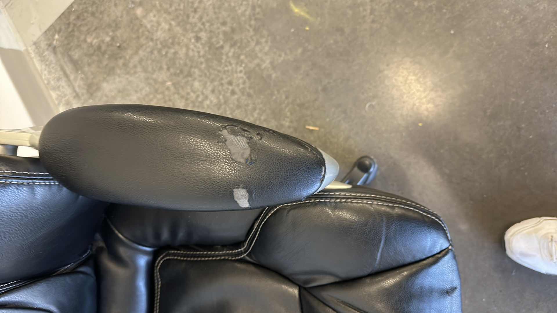 Photo 1 of EXECUTIVE BONDED LEATHER ADJUSTABLE HIGH BACK OFFICE CHAIR