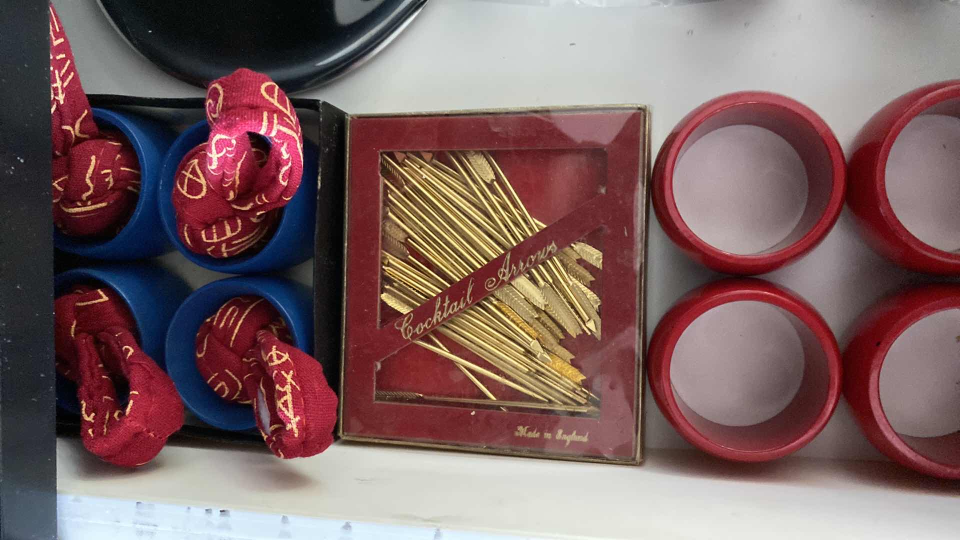 Photo 2 of CONTENTS OF DRAWER TRIVETS NAPKIN RINGS AND MORE