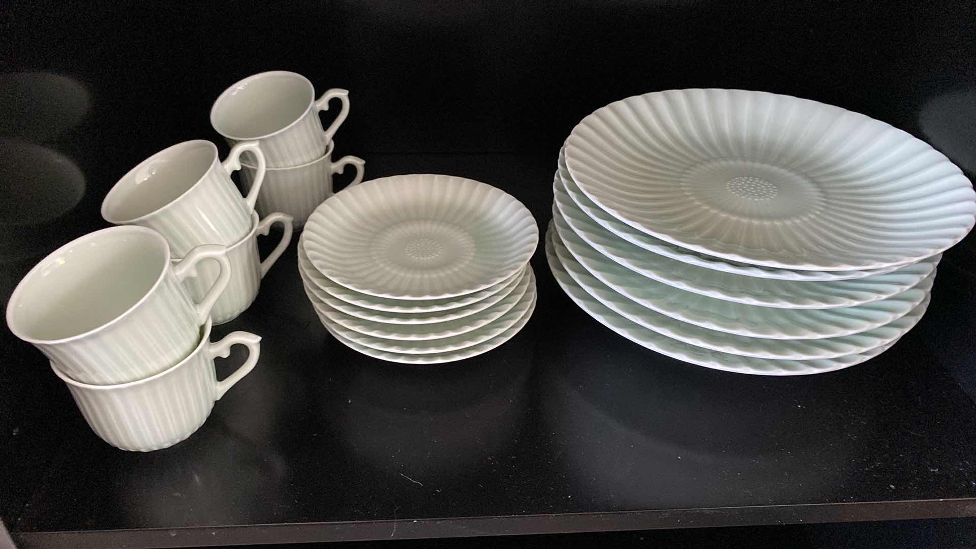 Photo 1 of 18 PIECE LUNCHEON SET LIGHT GREEN