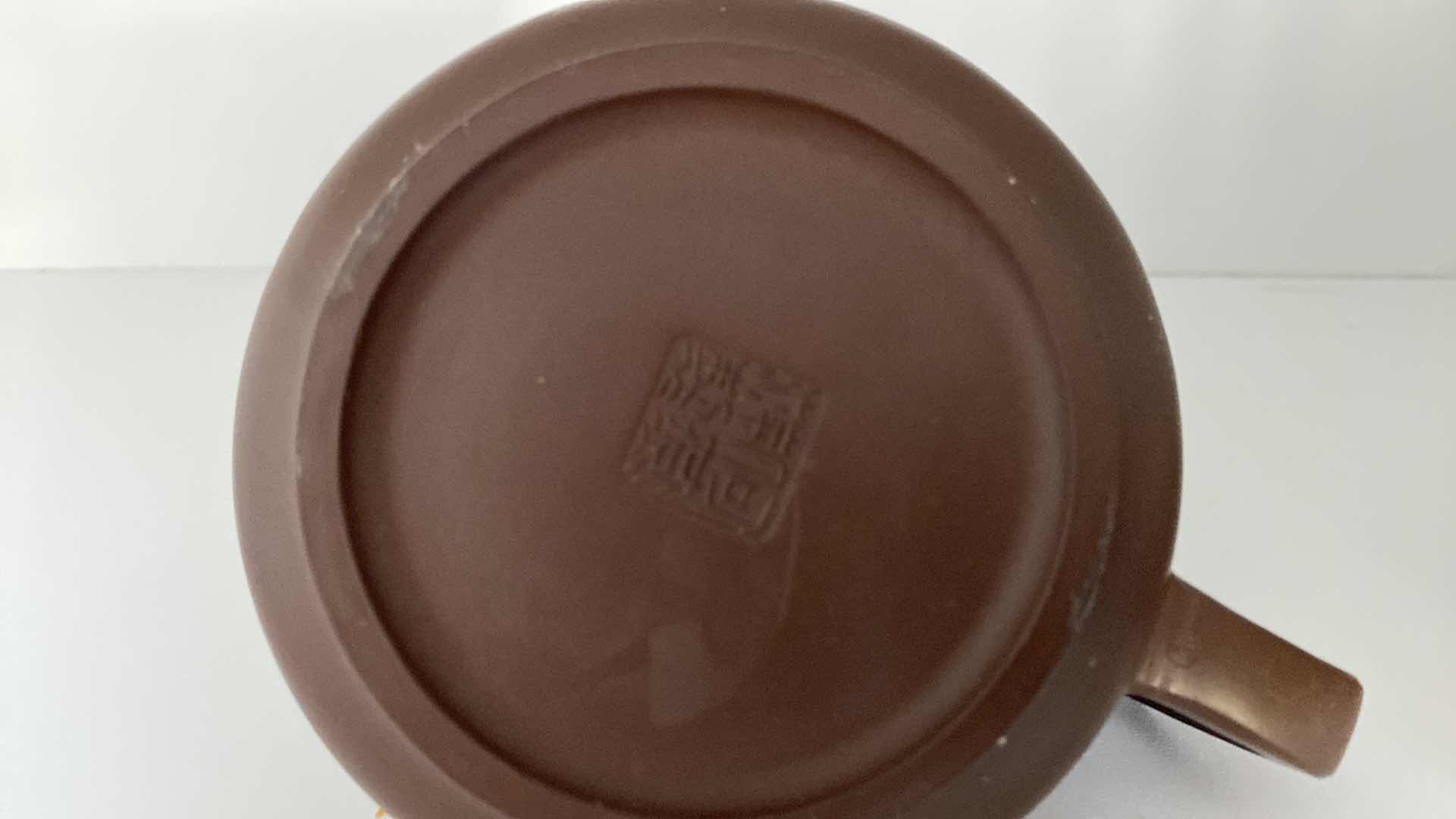 Photo 1 of VINTAGE CHINESE CLAY  COLLECTIBLE TEA POT FOO DOG 6“ x 4.75“