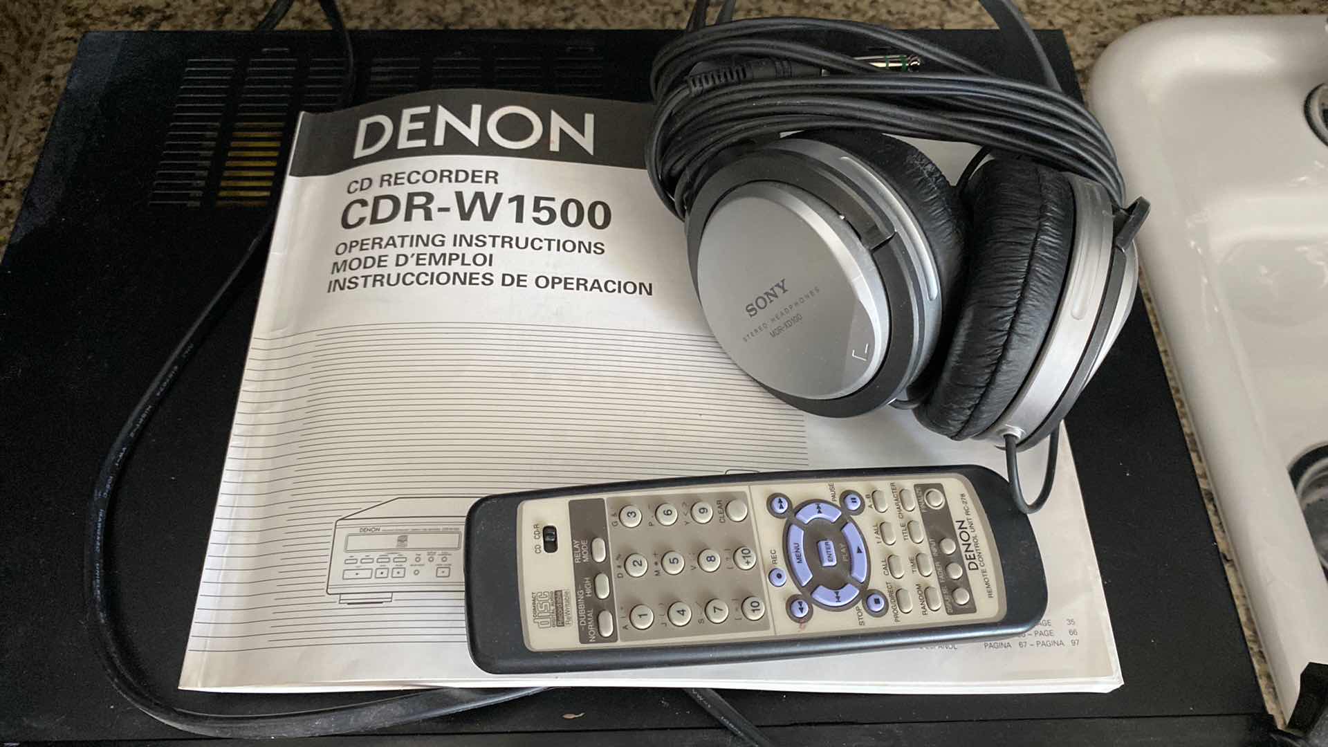 Photo 1 of DENON CDV RECORDER CDR-W1500 WITH SONY HEADPHONES
