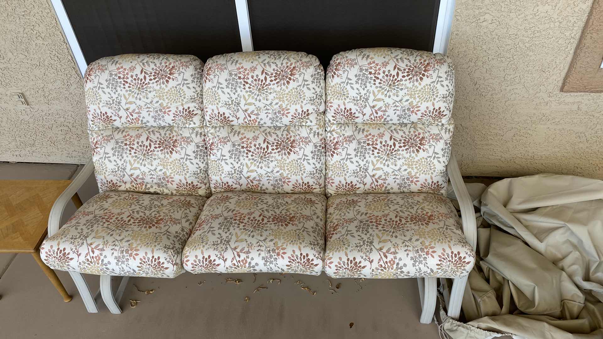 Photo 1 of OUTDOOR SWING 62“ x 26“ x H36“ INCLUDED SMALL TABLE AND COVER FOR SWING