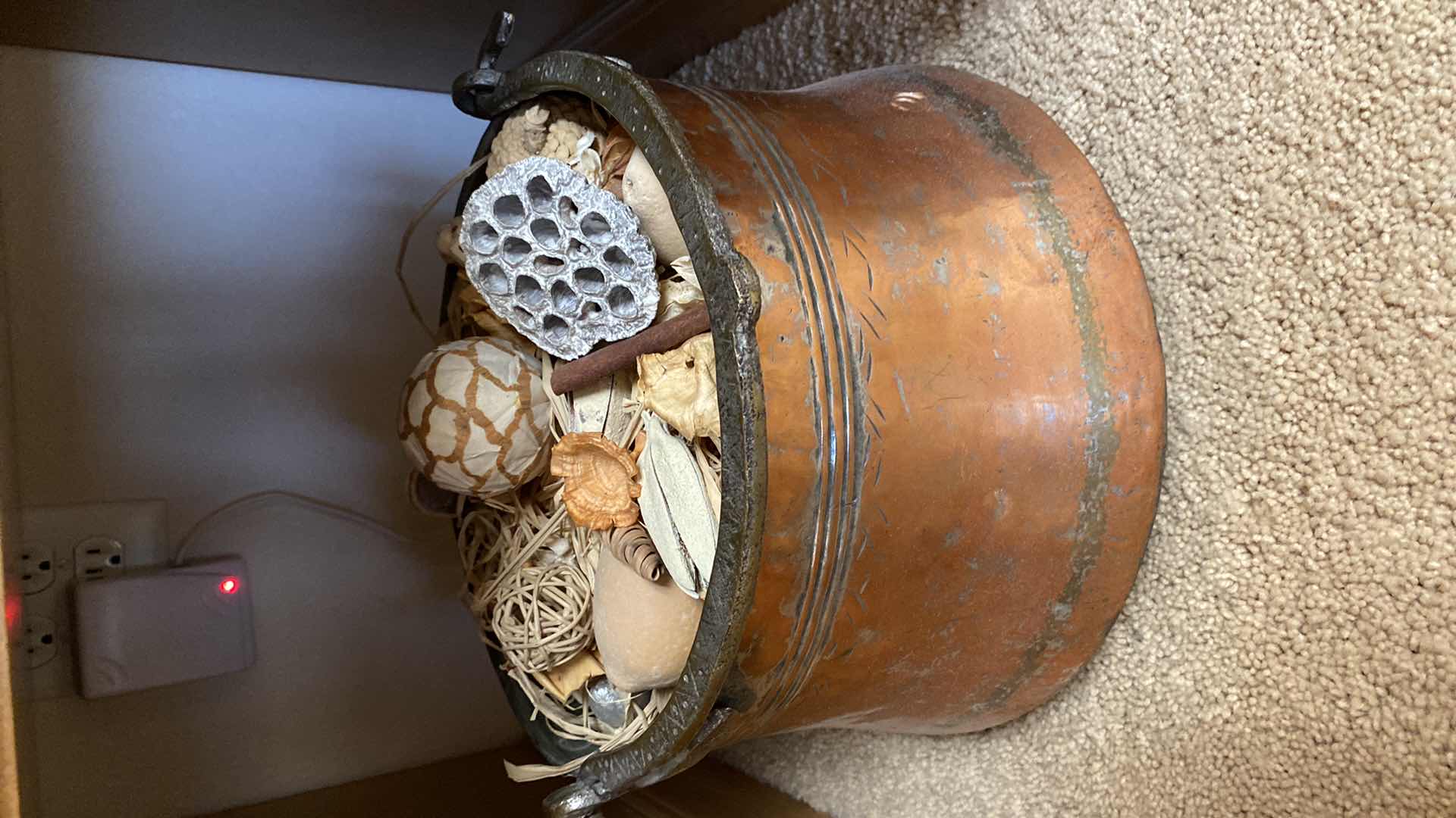 Photo 1 of COPPER POT 13“ x 9“