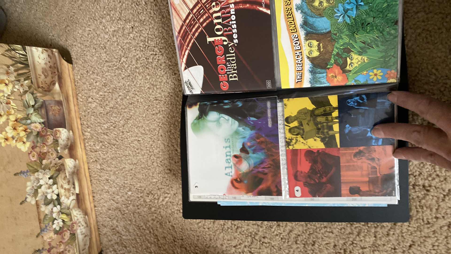 Photo 6 of JVC 200 DISC AUTOMATIC CHANGER XL-MC334 WITH DISCS