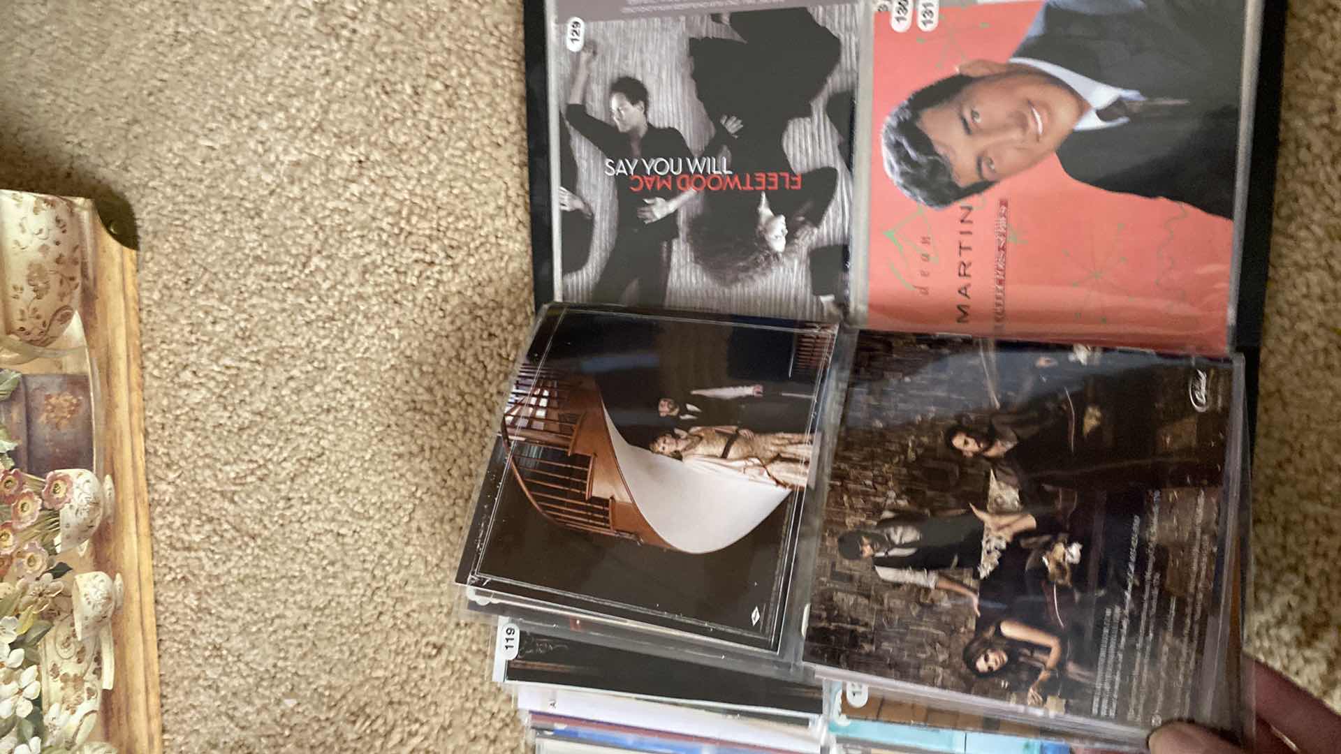 Photo 19 of JVC 200 DISC AUTOMATIC CHANGER XL-MC334 WITH DISCS