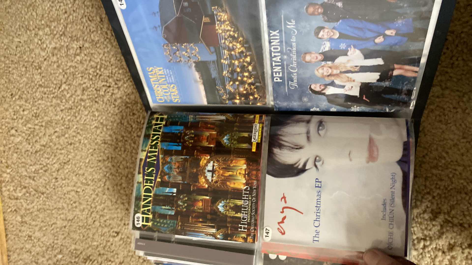 Photo 21 of JVC 200 DISC AUTOMATIC CHANGER XL-MC334 WITH DISCS