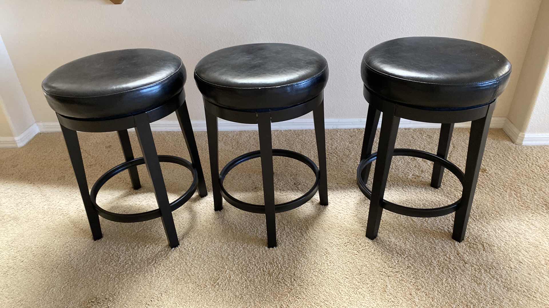 Photo 1 of 3 BONDED LEATHER BAR STOOLS H24”